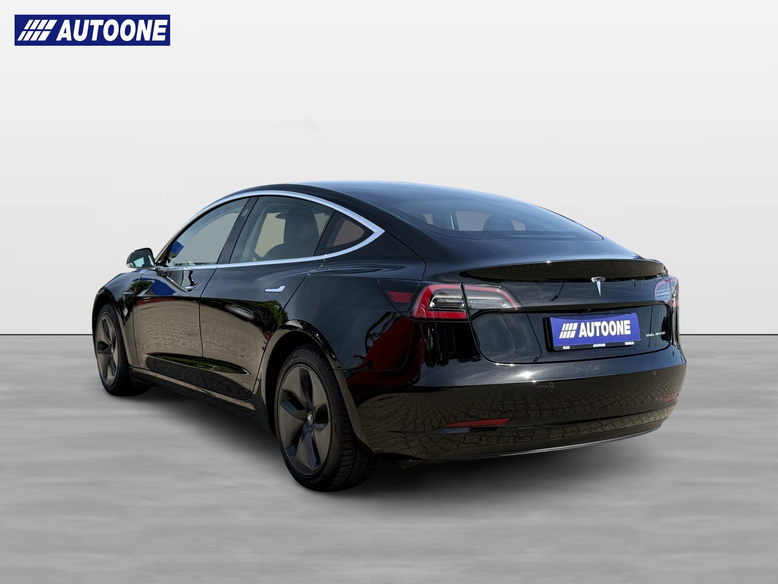 Tesla Model 3 Standard Range Plus, 325hk, 2020