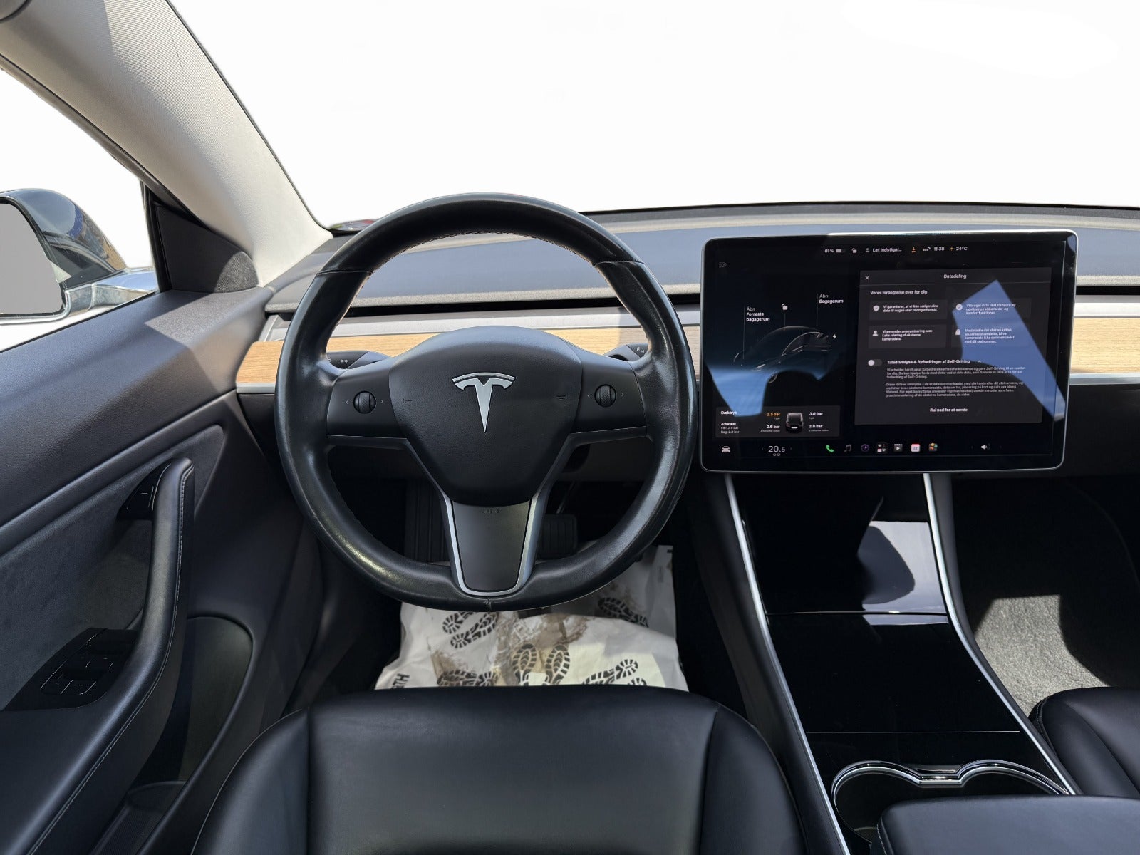 Tesla Model 3 Standard Range Plus, 325hk, 2020