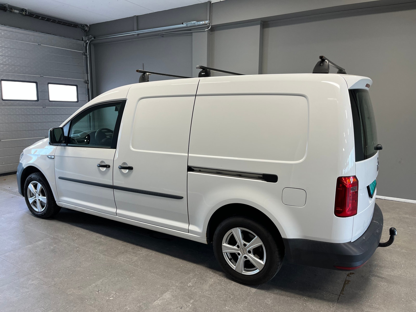 Volkswagen Caddy Maxi Van 2.0 TDI BlueMotion Manual, 102hp, 2016