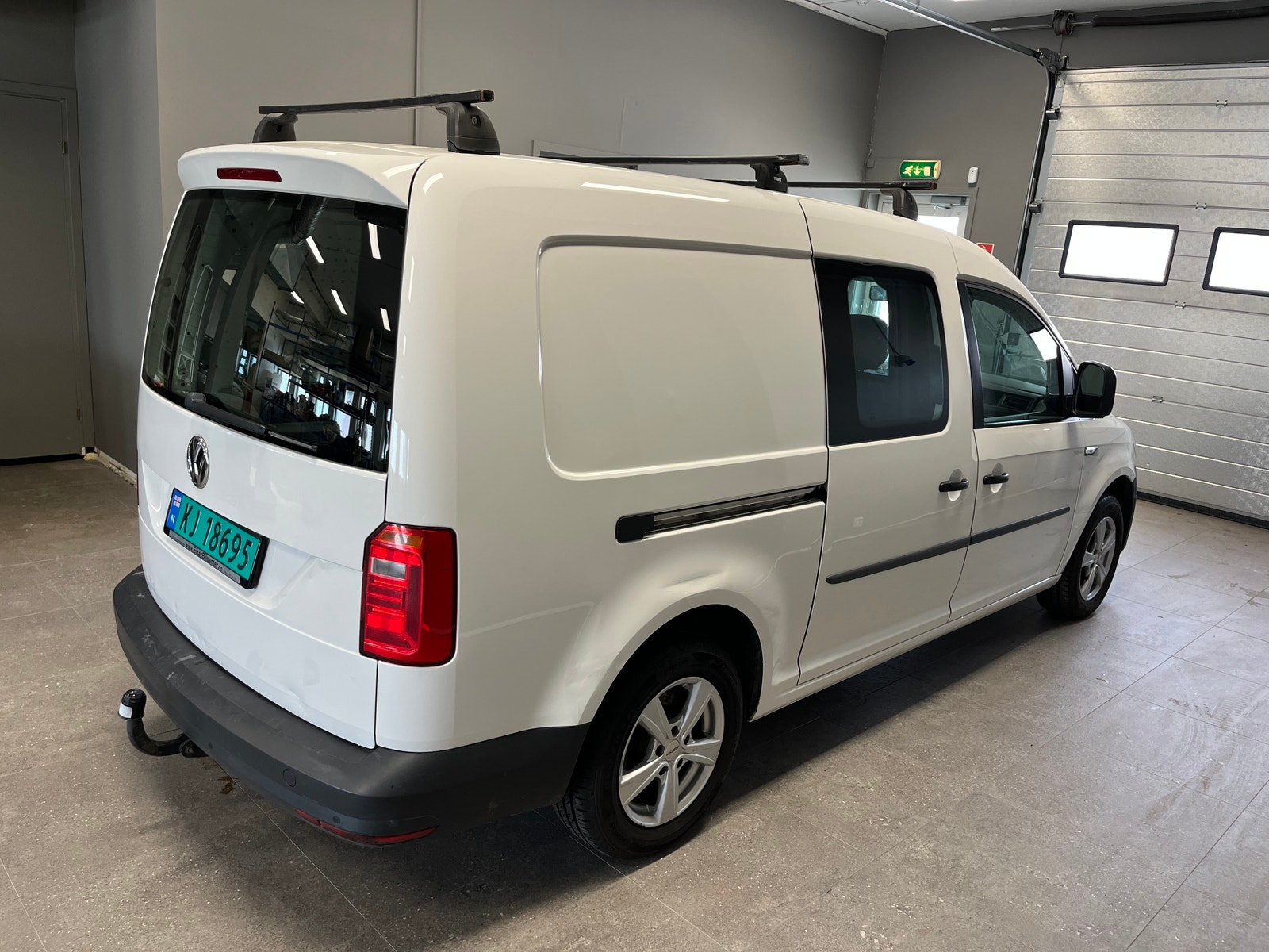 Volkswagen Caddy Maxi Van 2.0 TDI BlueMotion Manual, 102hp, 2016