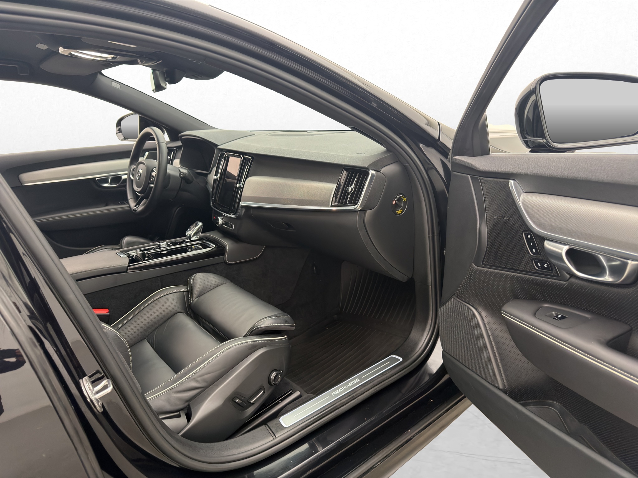 Volvo V90 Recharge T6 AWD Geartronic, 8-trins, 350ps, 2023