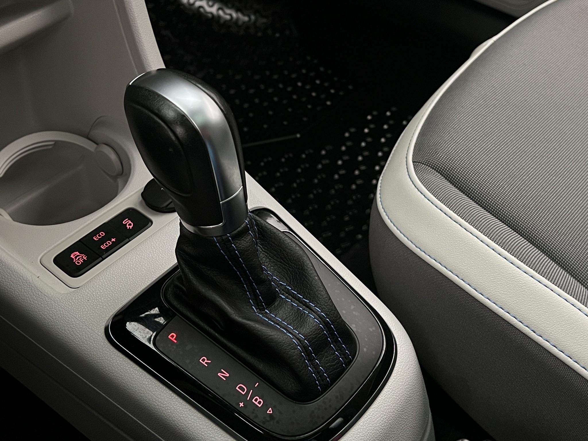 Volkswagen e-up!, 82ps, 2014