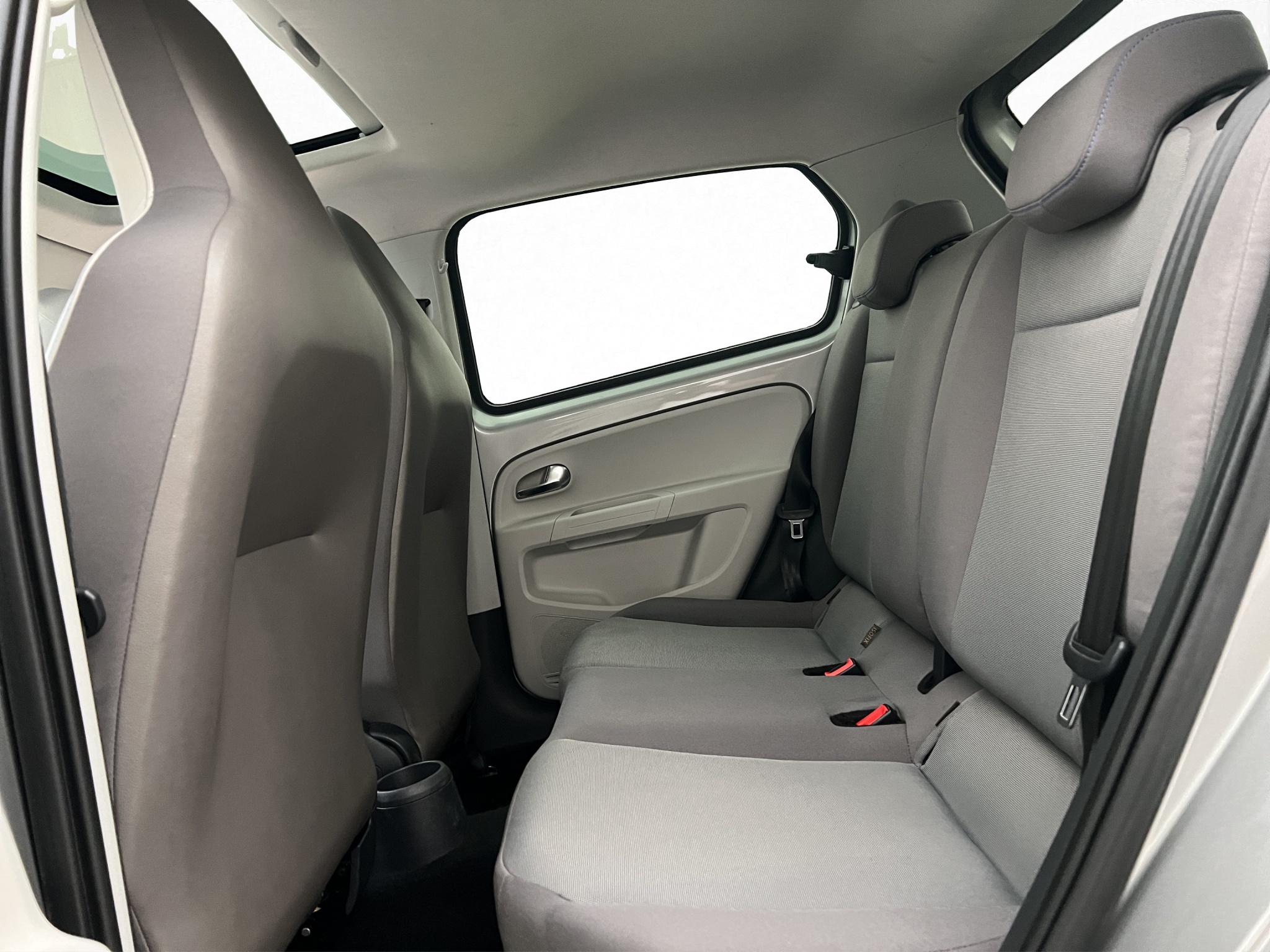 Volkswagen e-up!, 82ps, 2014