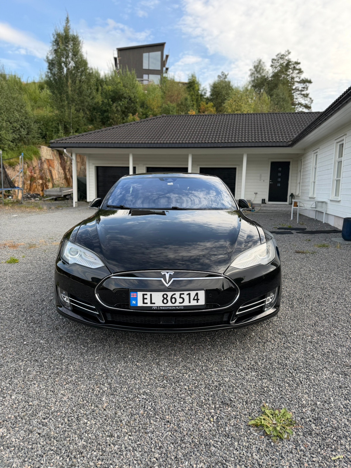 Tesla Model S 70D, 333hp, 2016