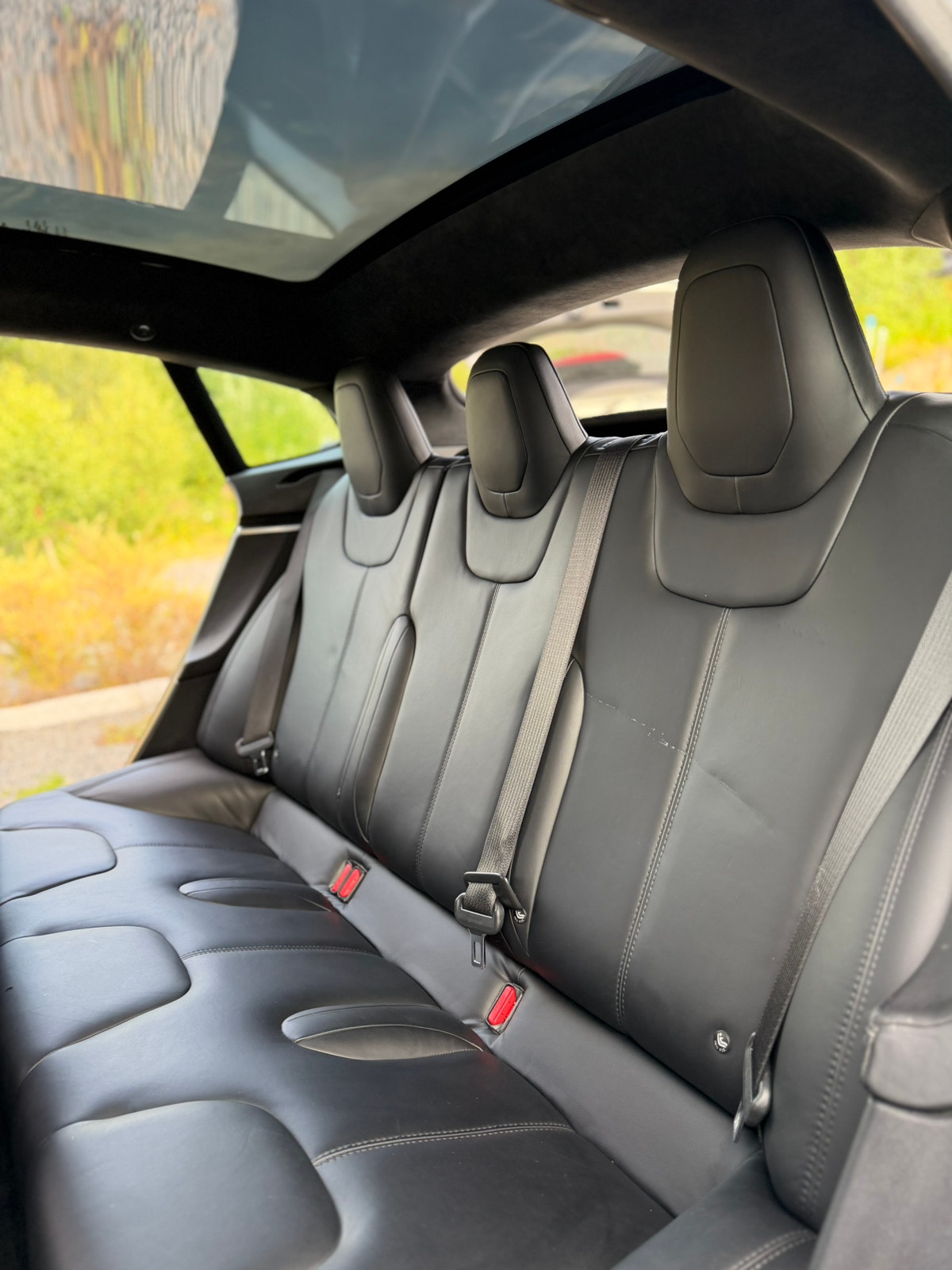 Tesla Model S 70D, 333hp, 2016