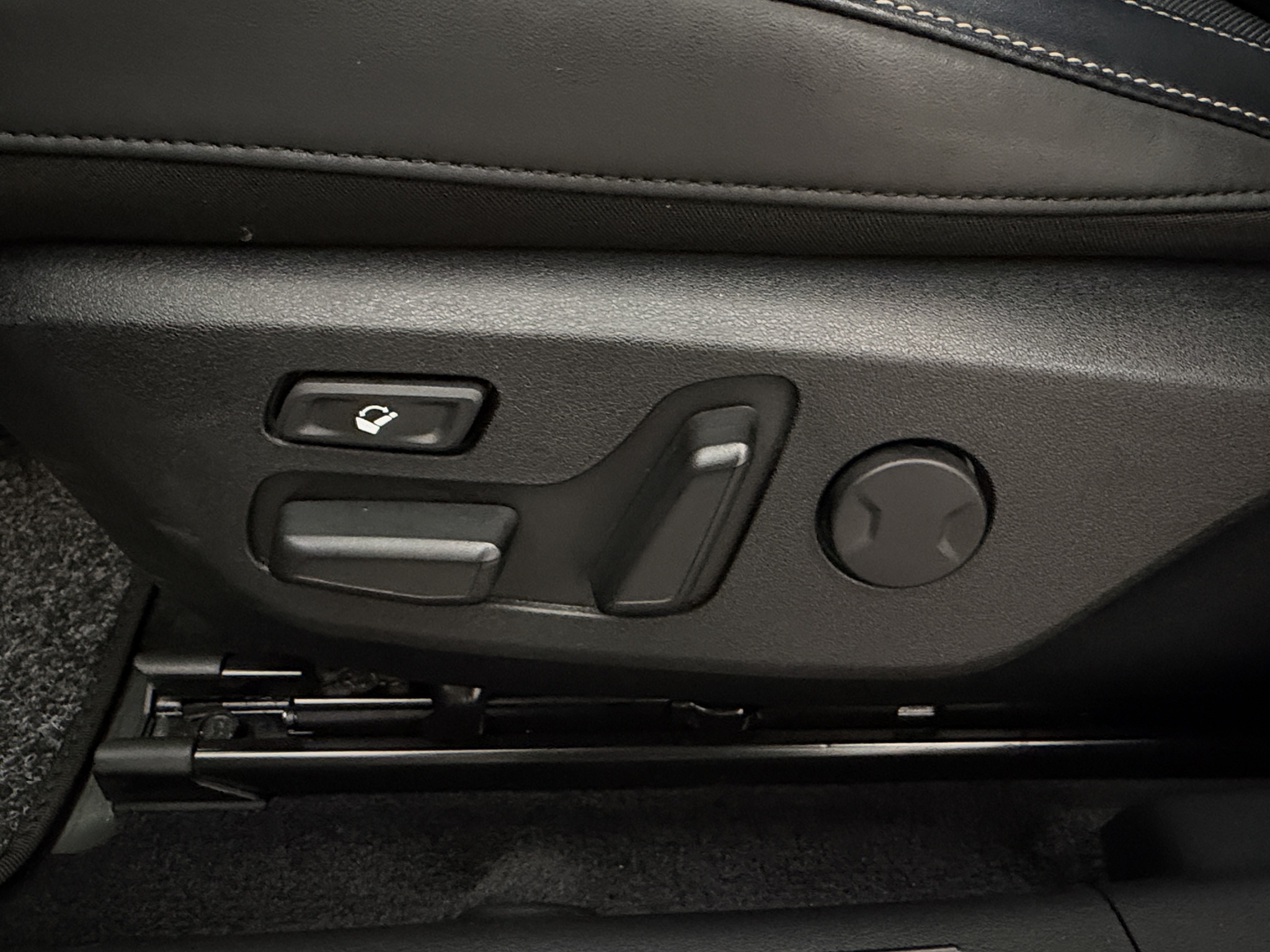 Kia EV6 77.4 kWh, 228ps, 2022