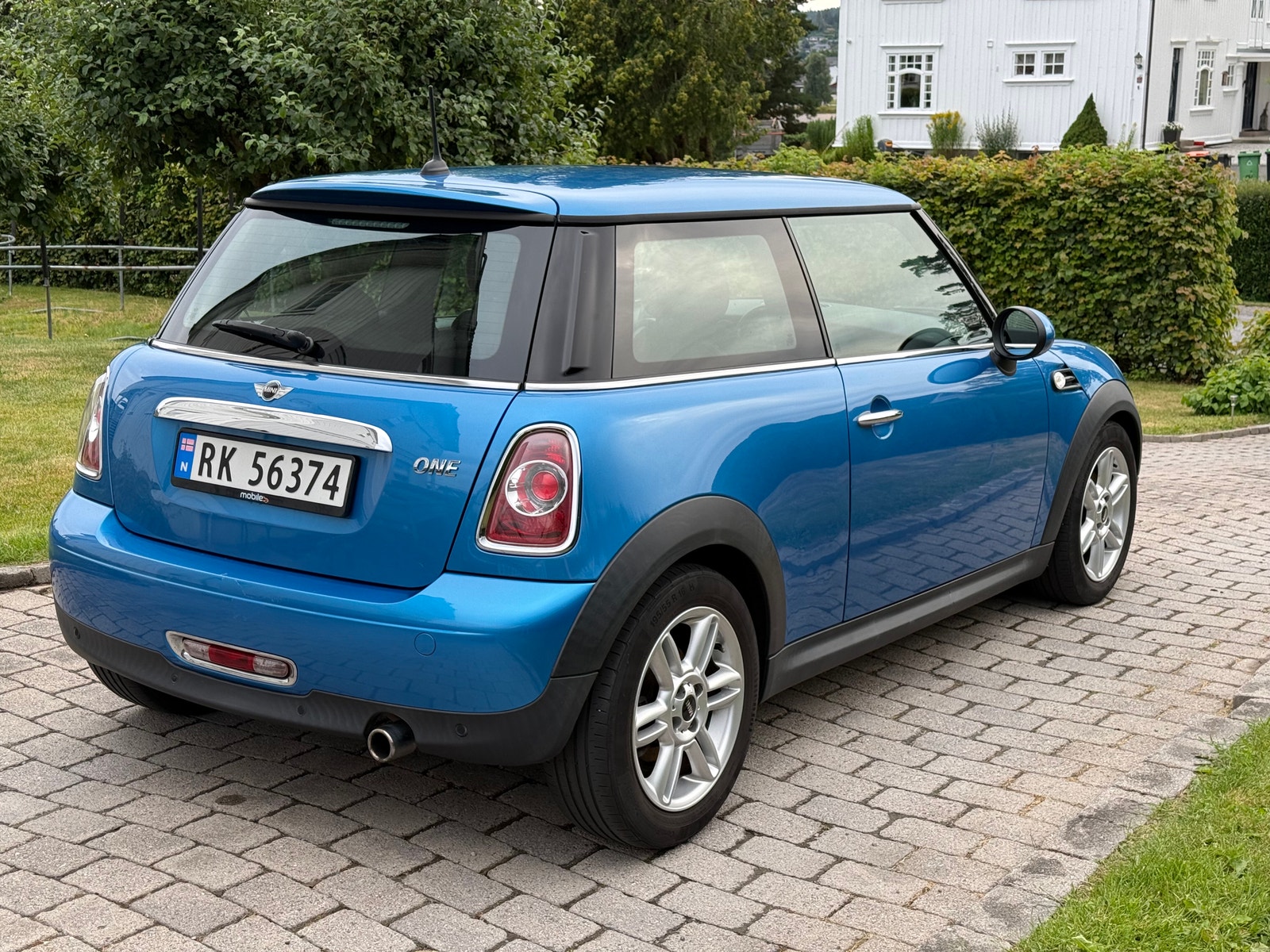 MINI One Manual, 6-trins, 75ps, 2011