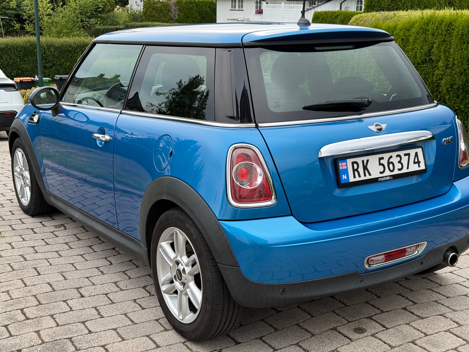 MINI One Manual, 6-trins, 75ps, 2011