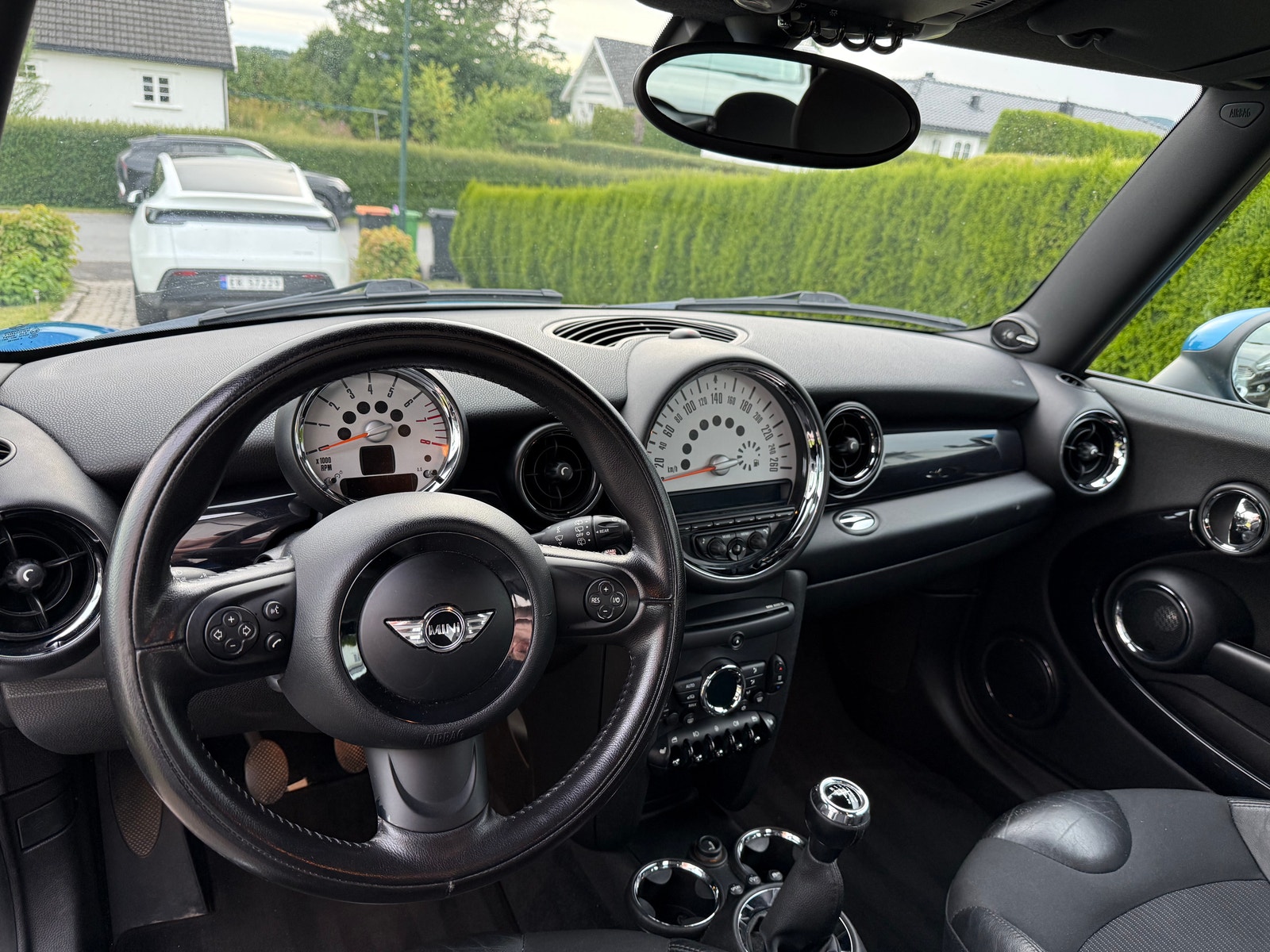 MINI One Manual, 6-trins, 75ps, 2011