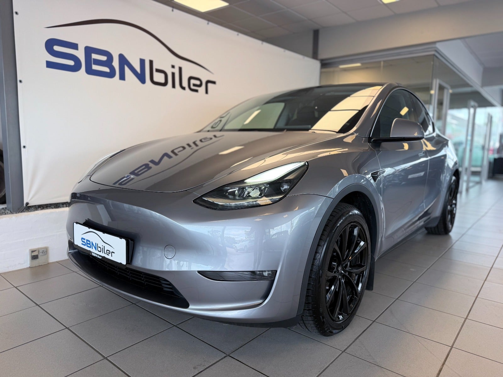 Tesla Model Y Long Range AWD, 514hk, 2023