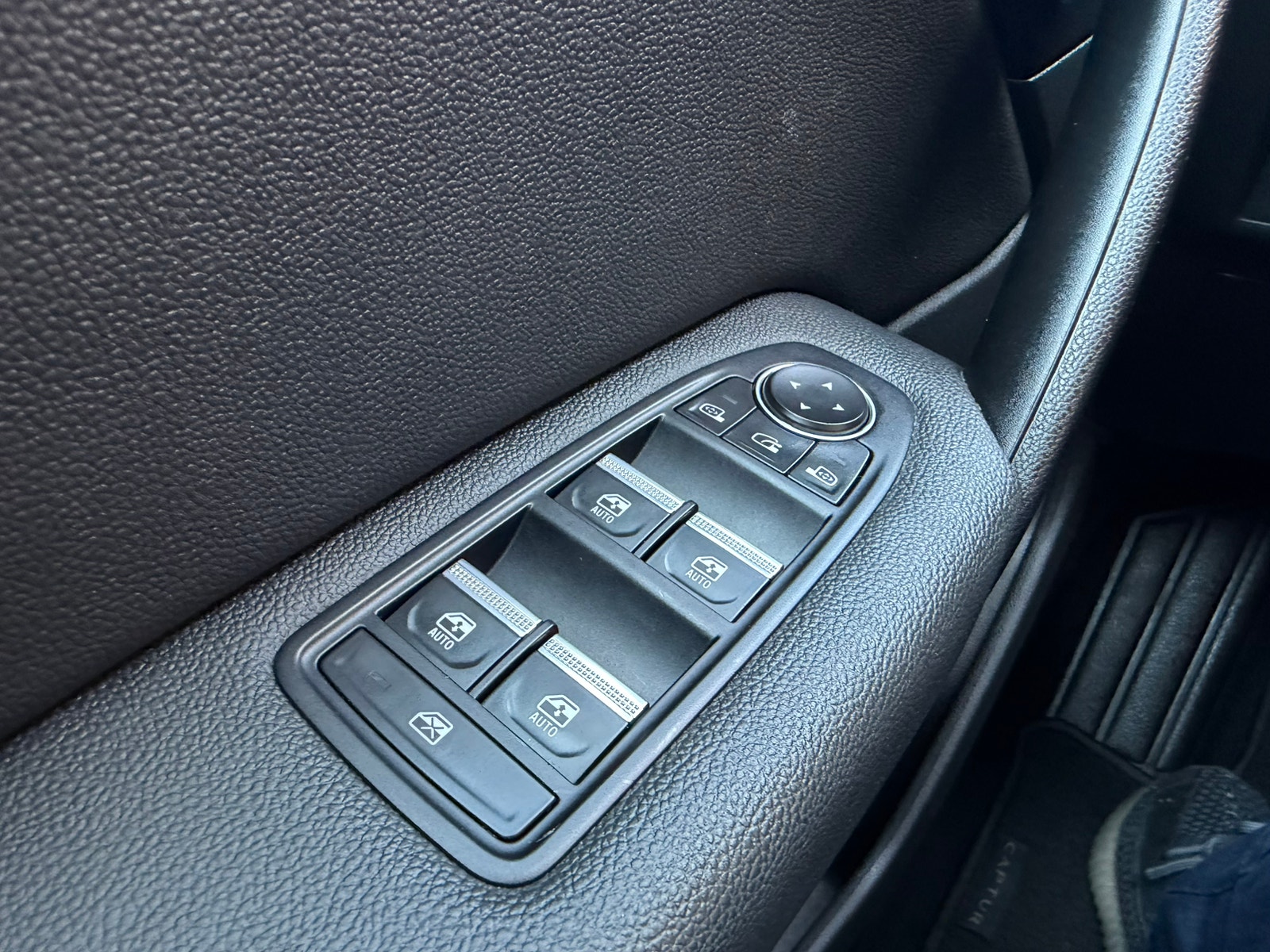 Renault Captur E-TECH Plugin-Hybrid 160 MultiMode, 160ps, 2021