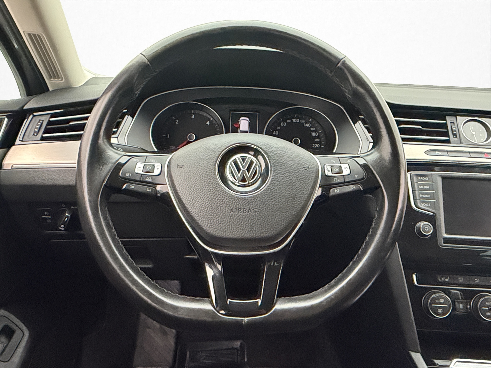 Volkswagen Passat Variant 2.0 TDI DPF SCR BMT DSG Sequential, 6-trins, 190ps, 2016