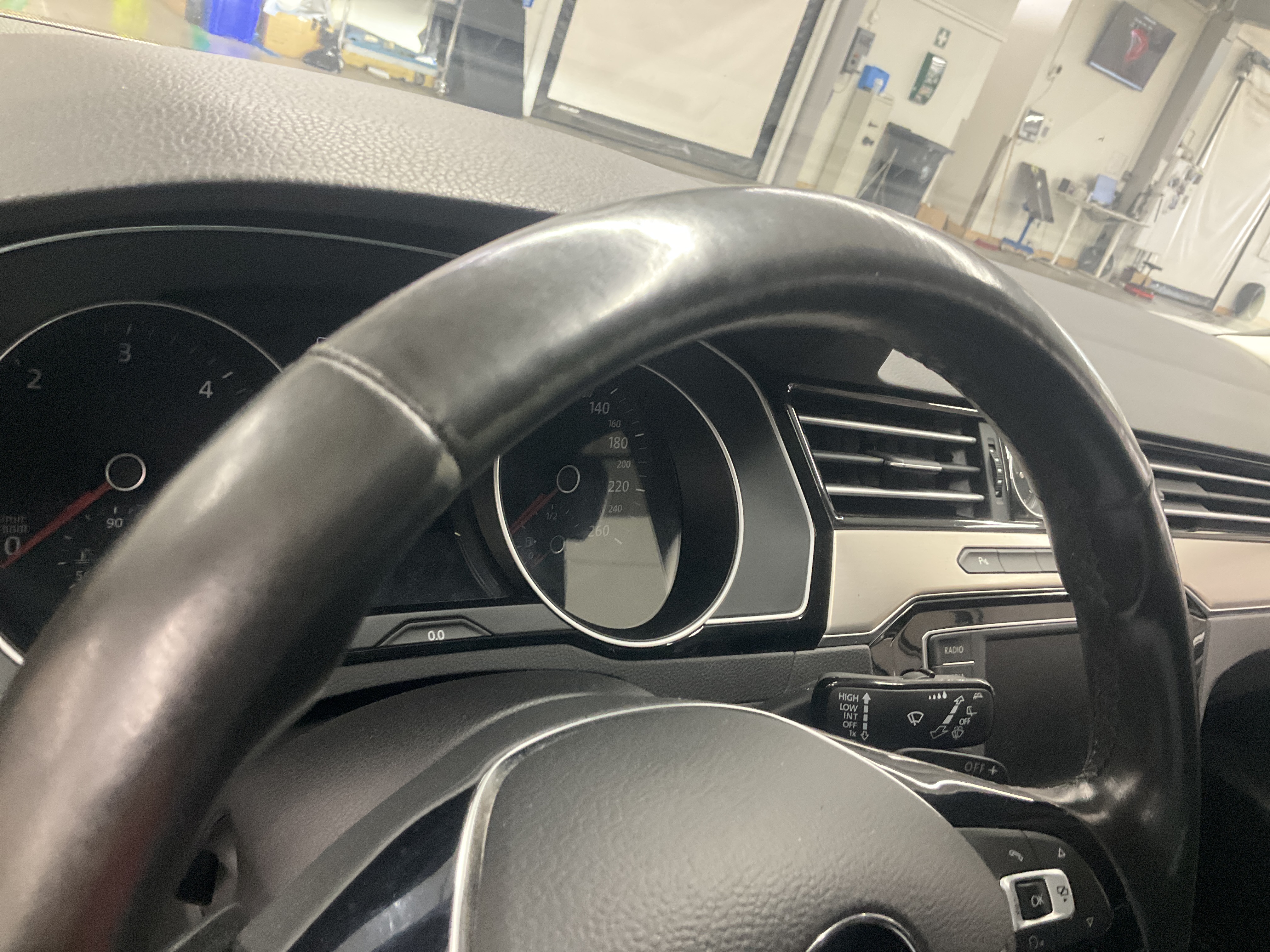 Volkswagen Passat Variant 2.0 TDI DPF SCR BMT DSG Sequential, 6-trins, 190ps, 2016