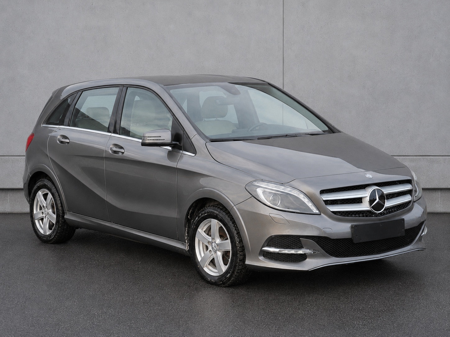 Mercedes-Benz B-Class Electric Drive, 88hp, 2016