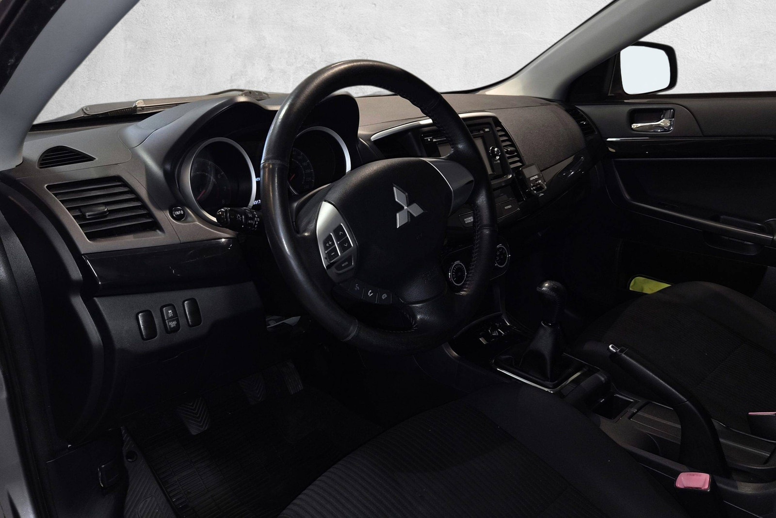 Mitsubishi Lancer Sportback 1.6 MIVEC ClearTec Manual, 117hp, 2014