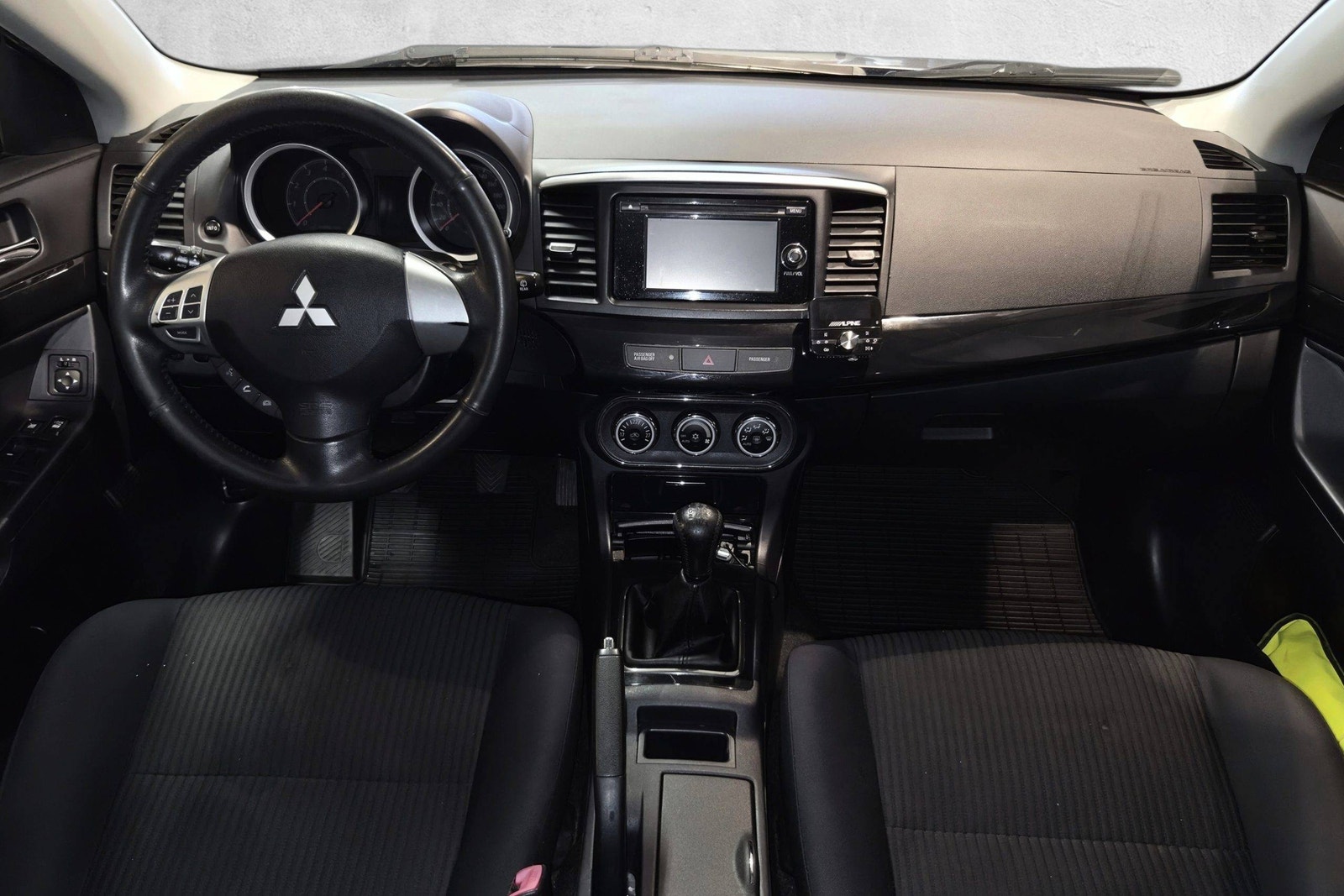 Mitsubishi Lancer Sportback 1.6 MIVEC ClearTec Manual, 117hp, 2014