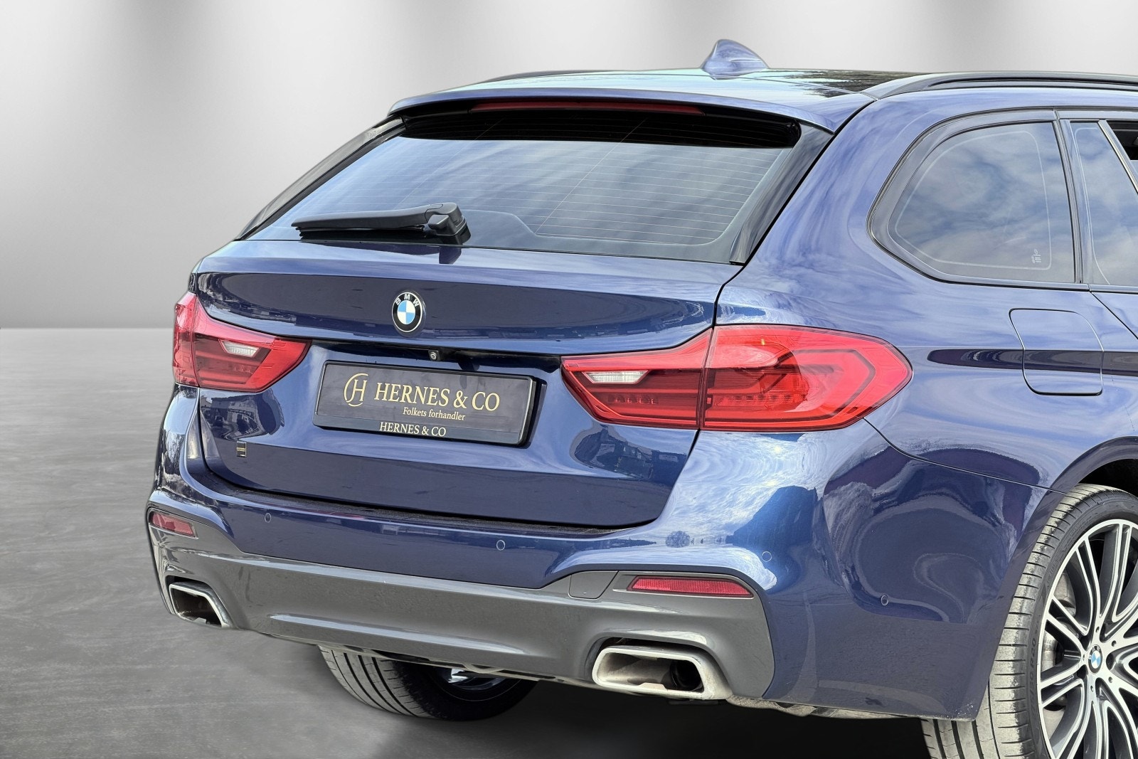 BMW 540i xDrive Touring Steptronic, 8-trins, 340ps, 2019