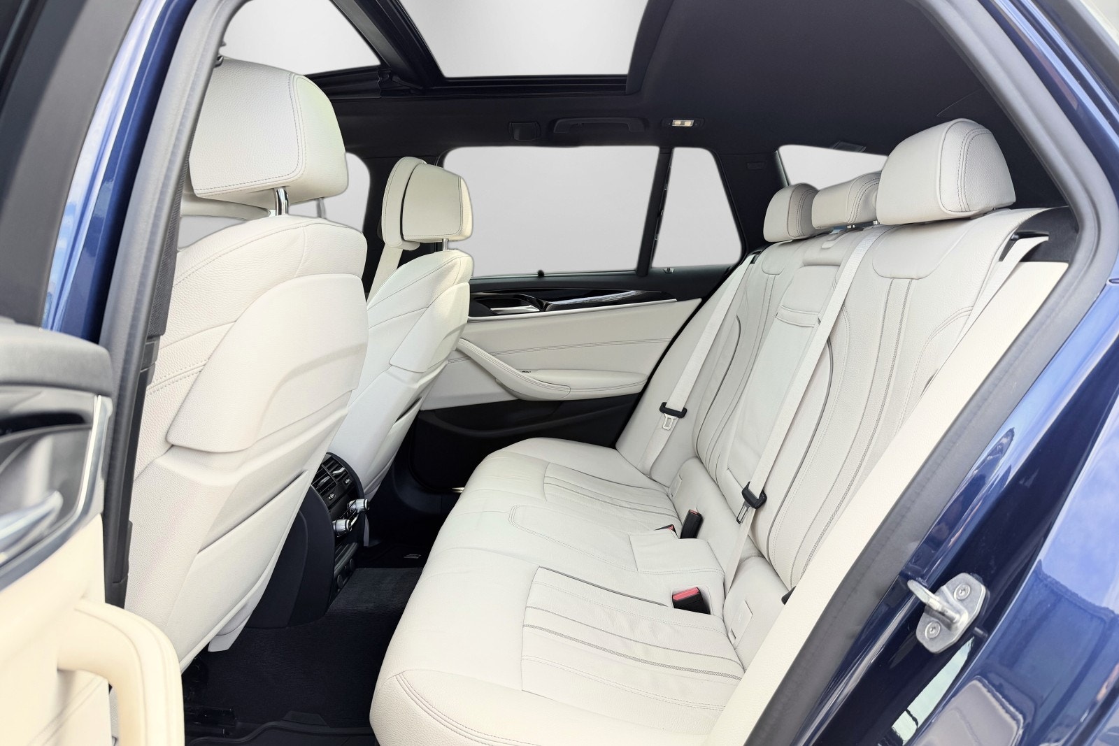 BMW 540i xDrive Touring Steptronic, 8-trins, 340ps, 2019