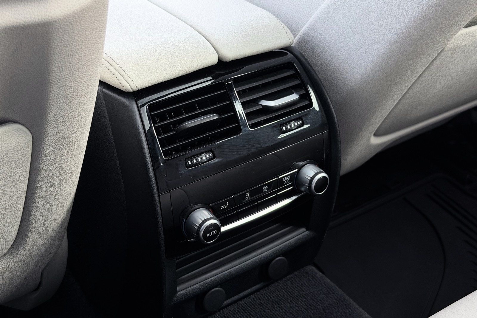 BMW 540i xDrive Touring Steptronic, 8-trins, 340ps, 2019