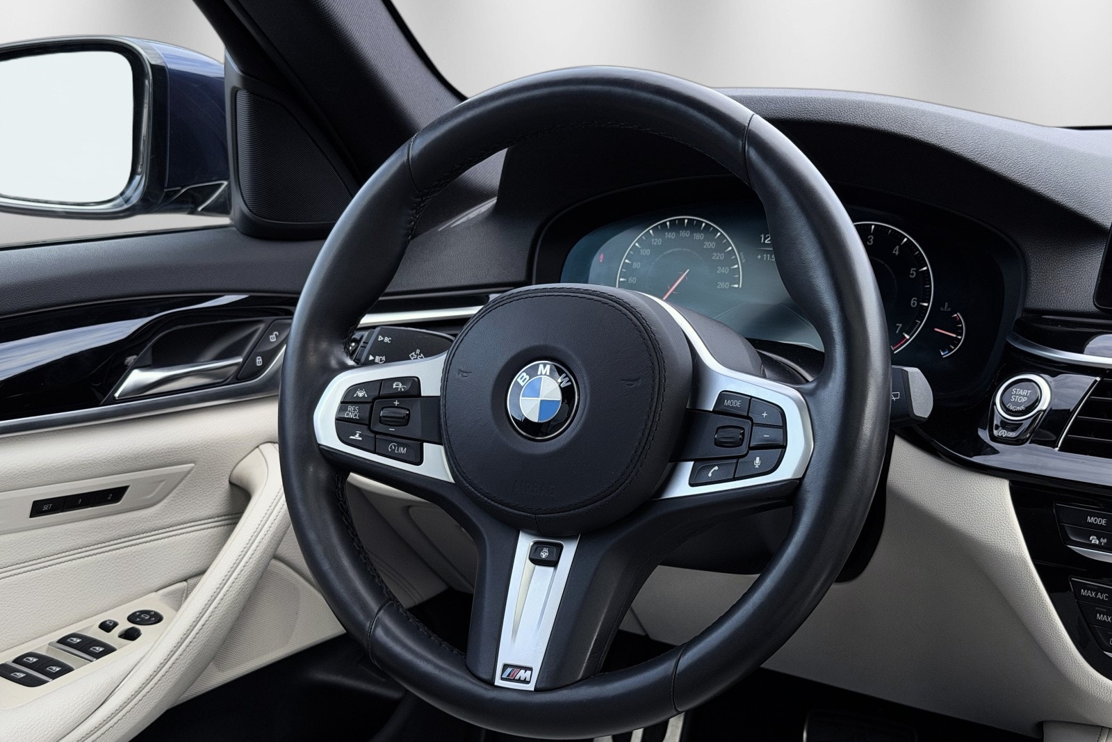 BMW 540i xDrive Touring Steptronic, 8-trins, 340ps, 2019