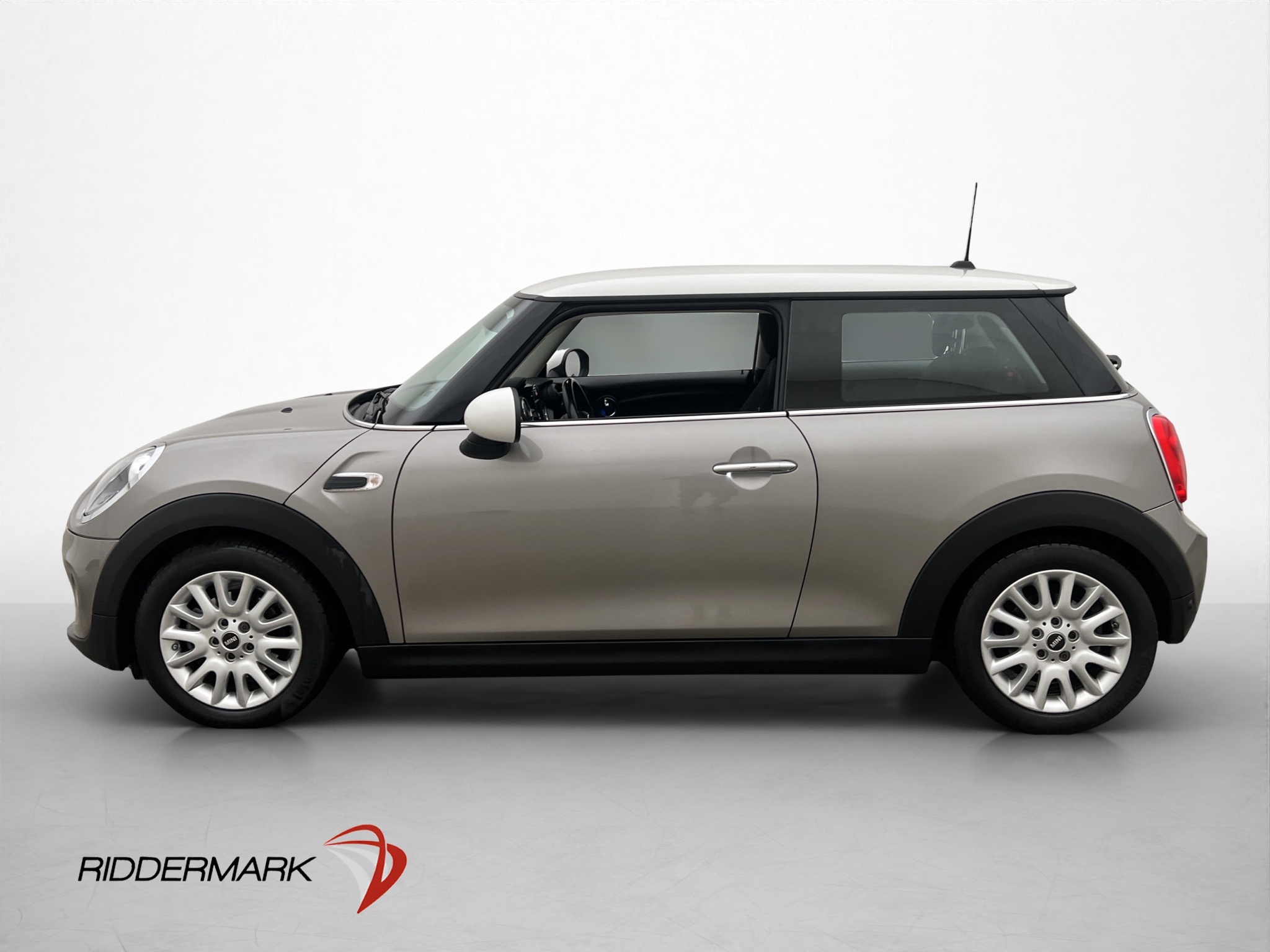 MINI Cooper 3-door Automatic, 136hp, 2018