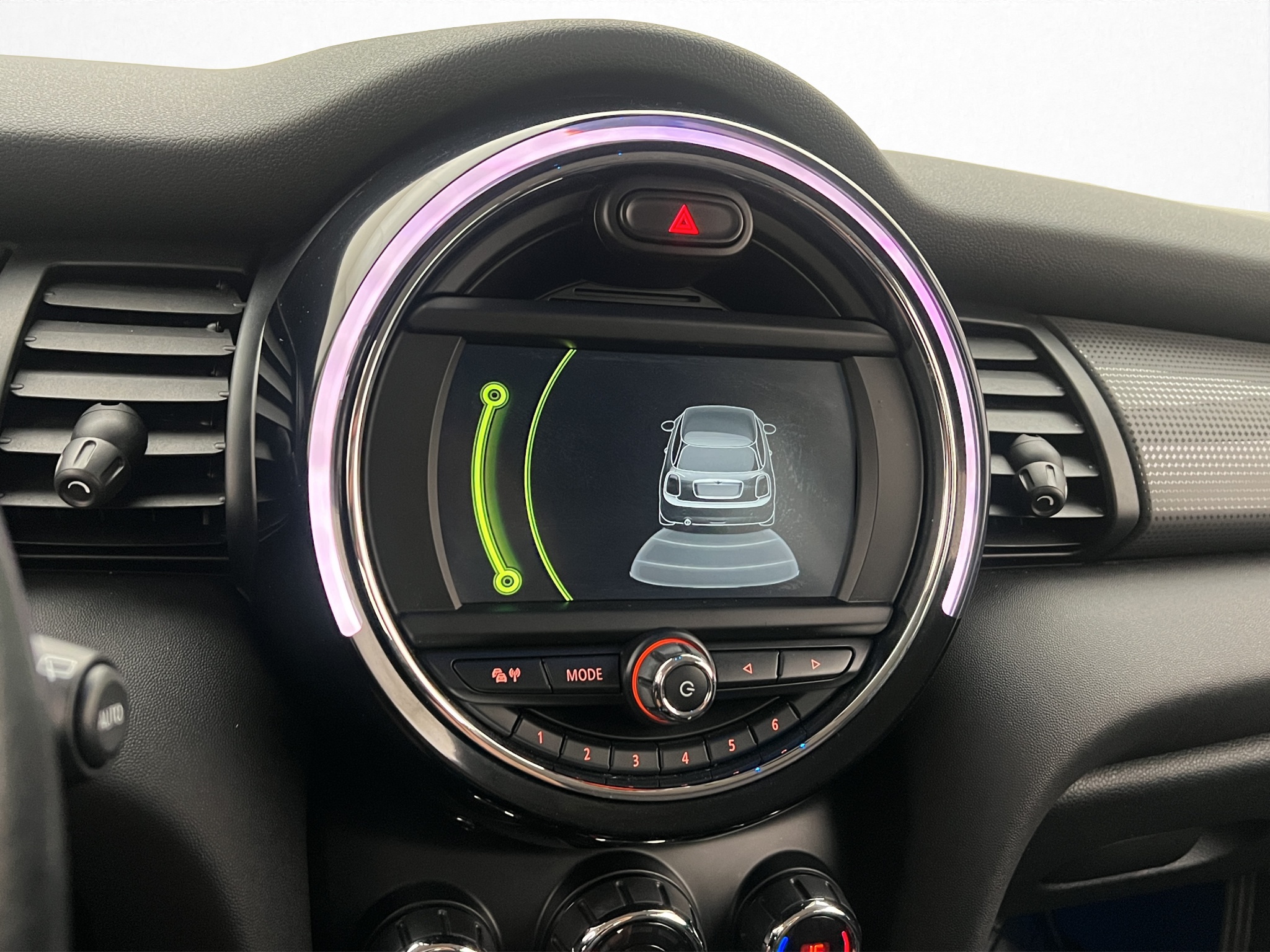 MINI Cooper 3-door Automatic, 136hp, 2018