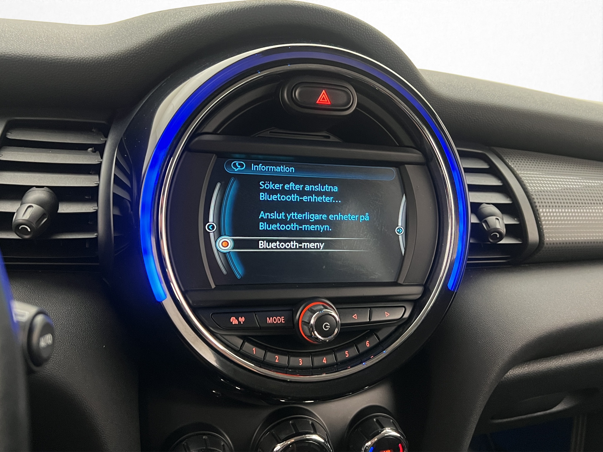 MINI Cooper 3-door Automatic, 136hp, 2018