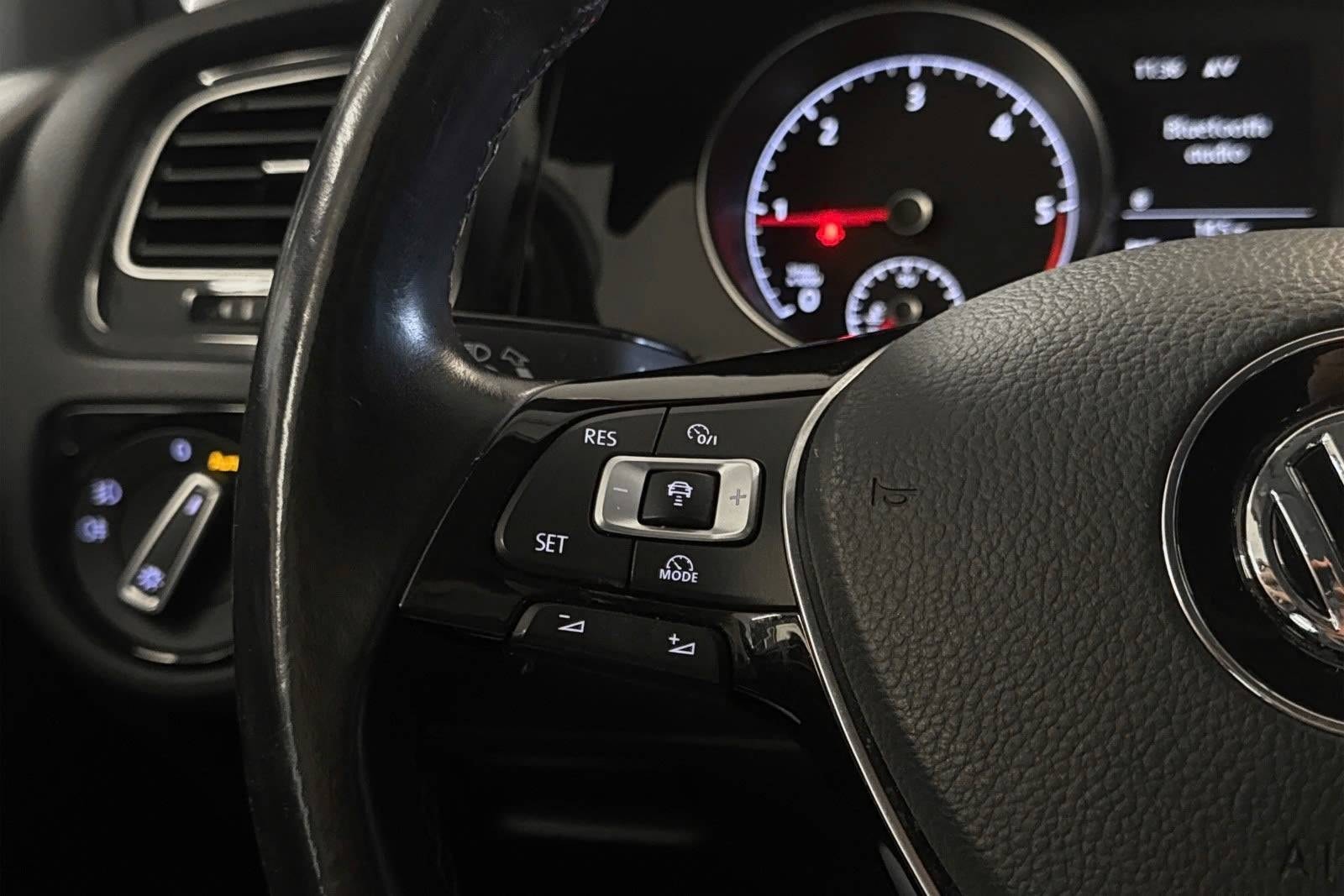 Volkswagen Golf Variant 2.0 TDI DPF BMT 4Motion Manual, 150hp, 2015