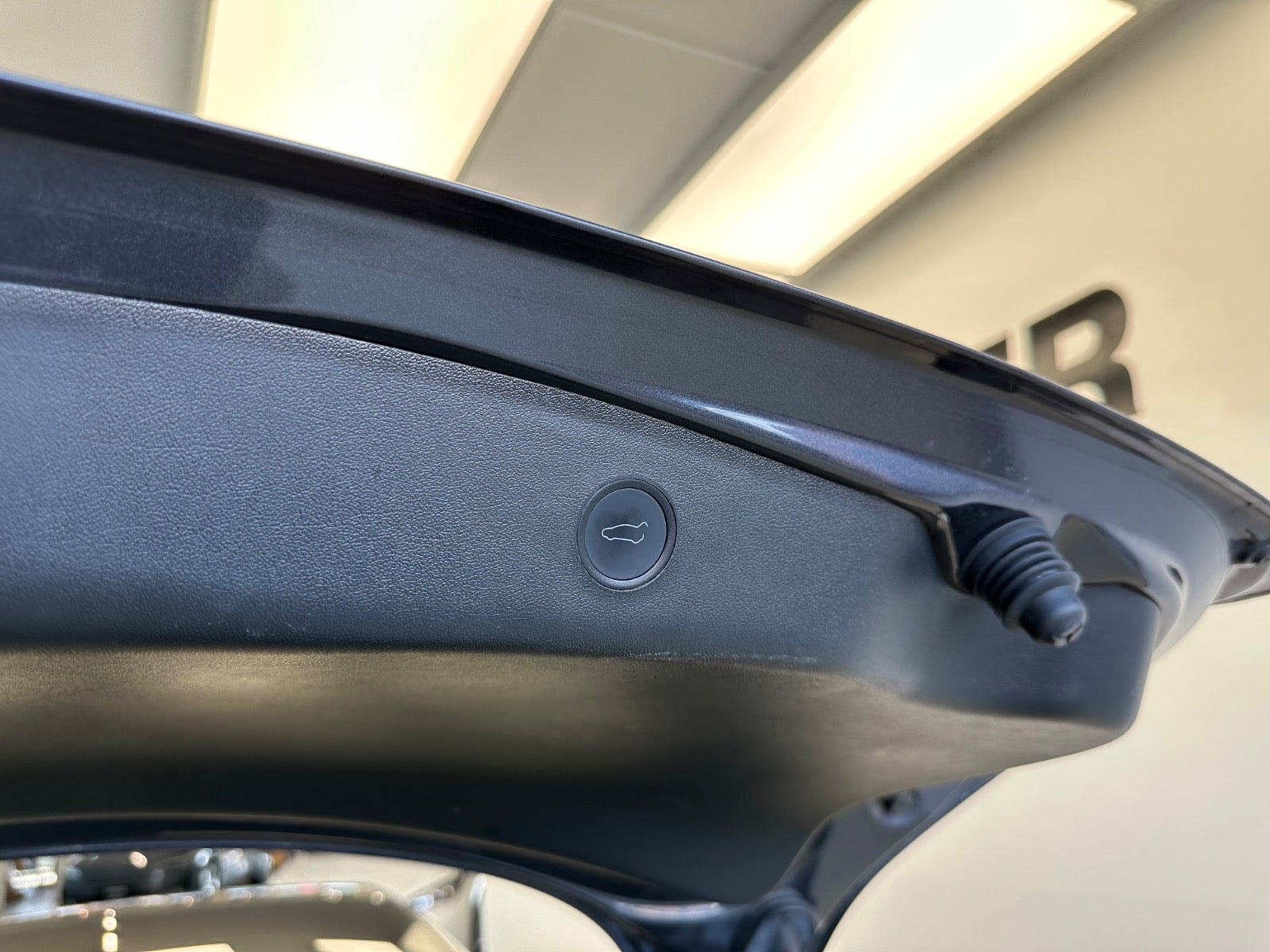 Tesla Model 3 Long Range AWD, 498ps, 2023