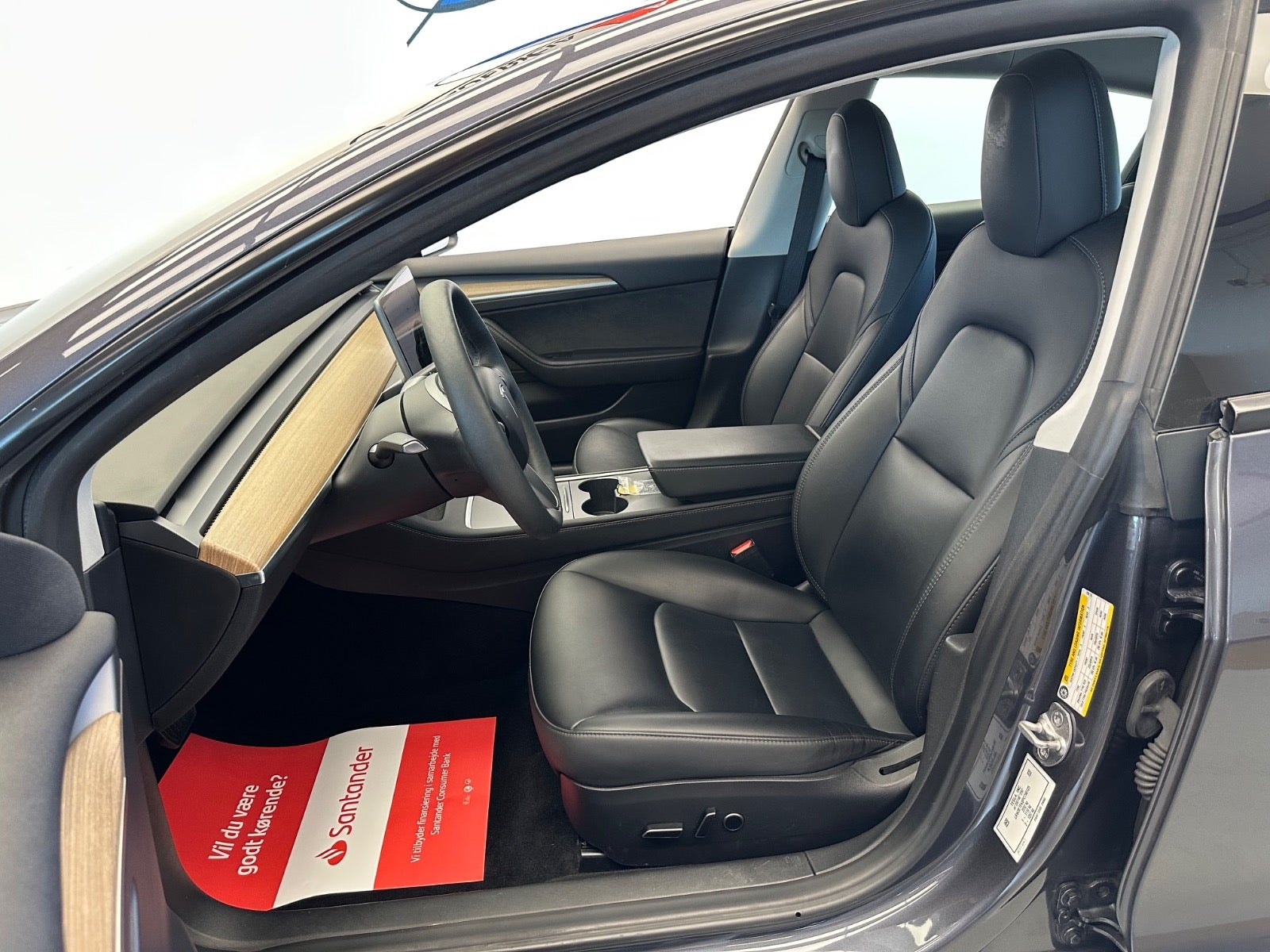 Tesla Model 3 Long Range AWD, 498ps, 2023