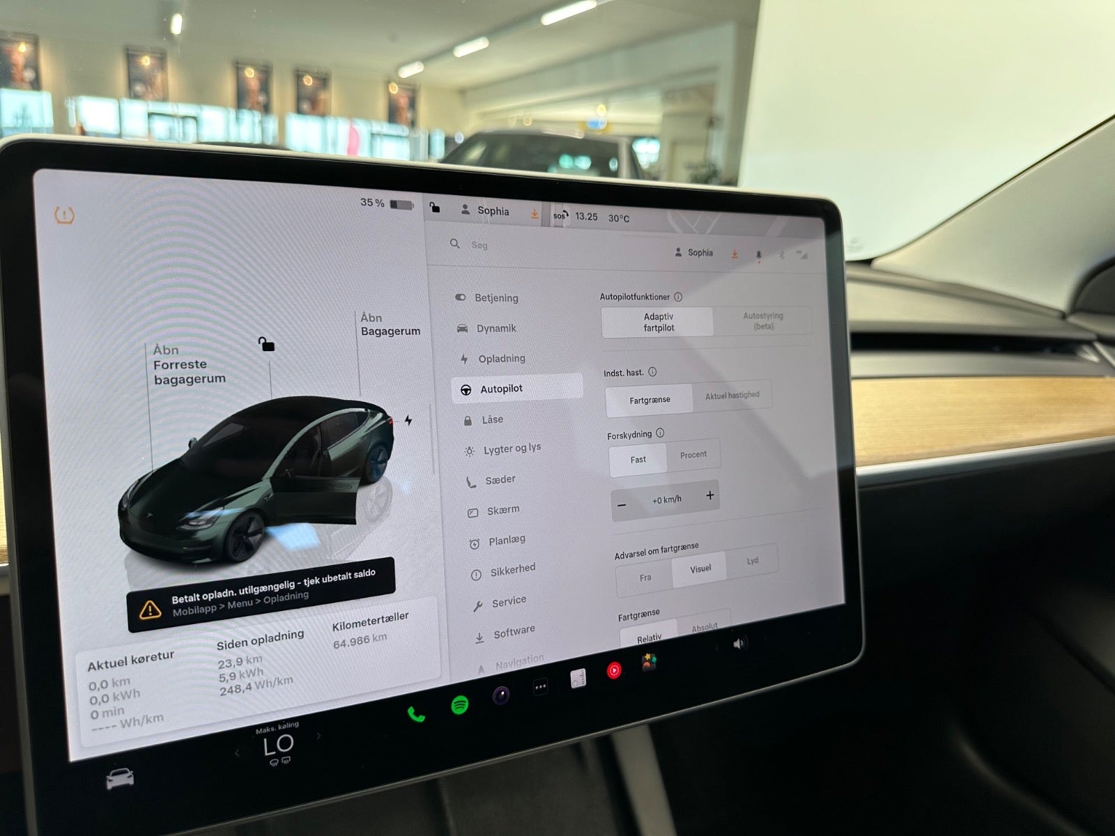 Tesla Model 3 Long Range AWD, 498ps, 2023
