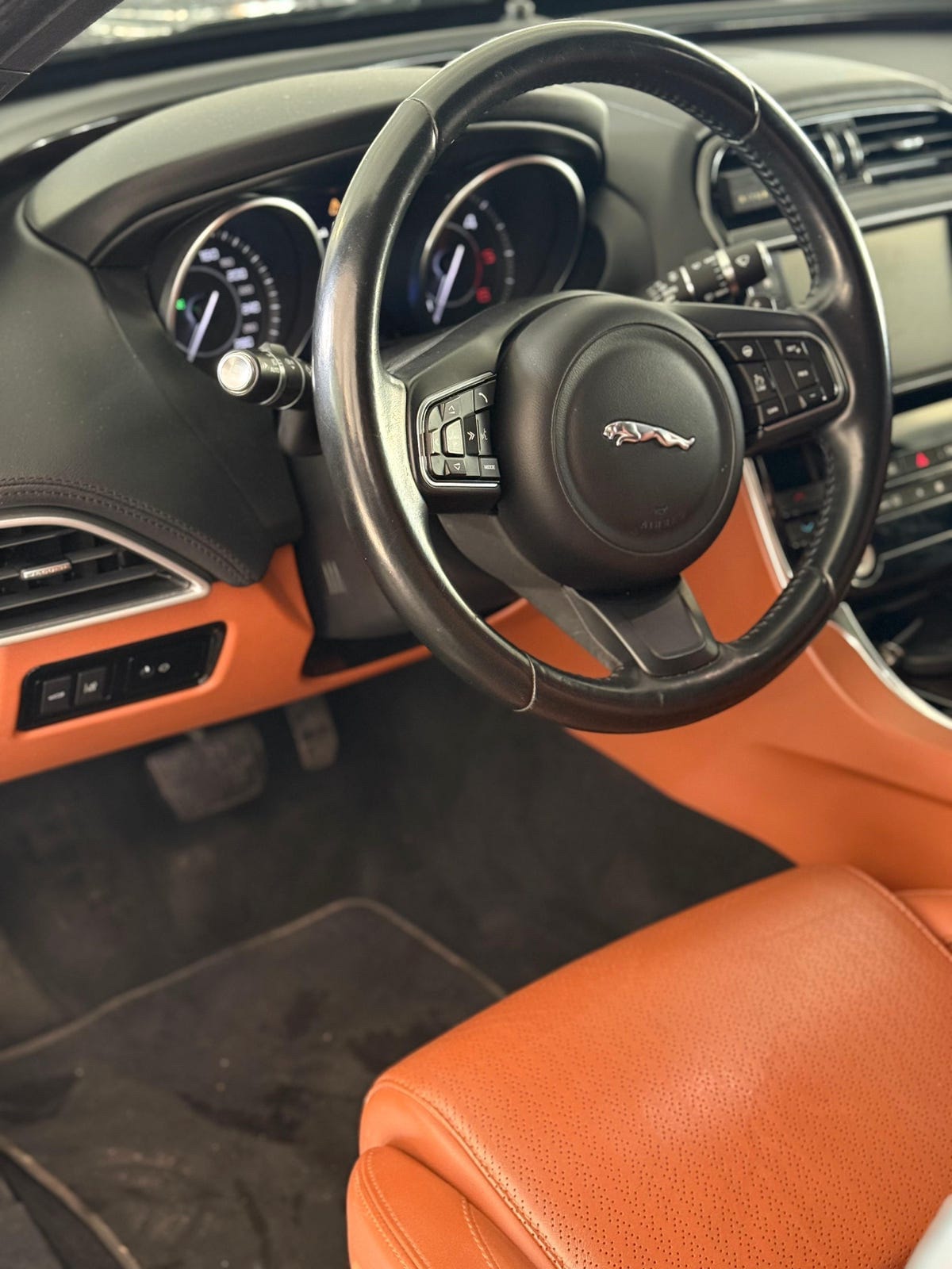 Jaguar XE 20d Automatic, 8-trins, 180ps, 2016