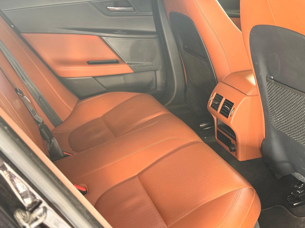 Jaguar XE 20d Automatic, 8-trins, 180ps, 2016