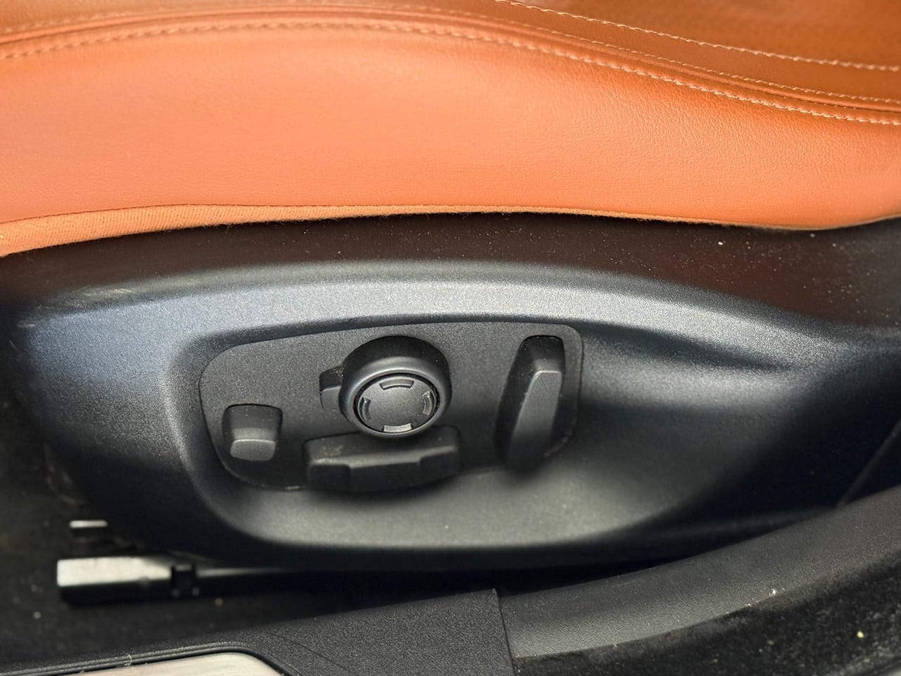 Jaguar XE 20d Automatic, 8-trins, 180ps, 2016