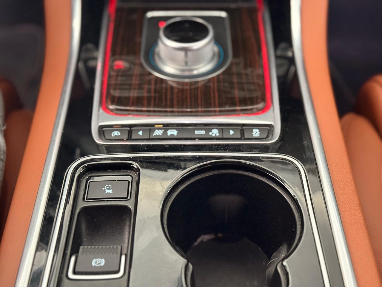 Jaguar XE 20d Automatic, 8-trins, 180ps, 2016