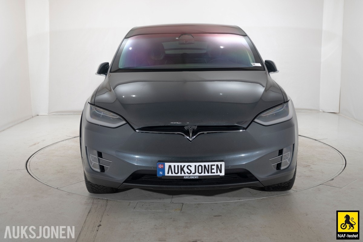 Tesla Model X 90D, 423ps, 2017