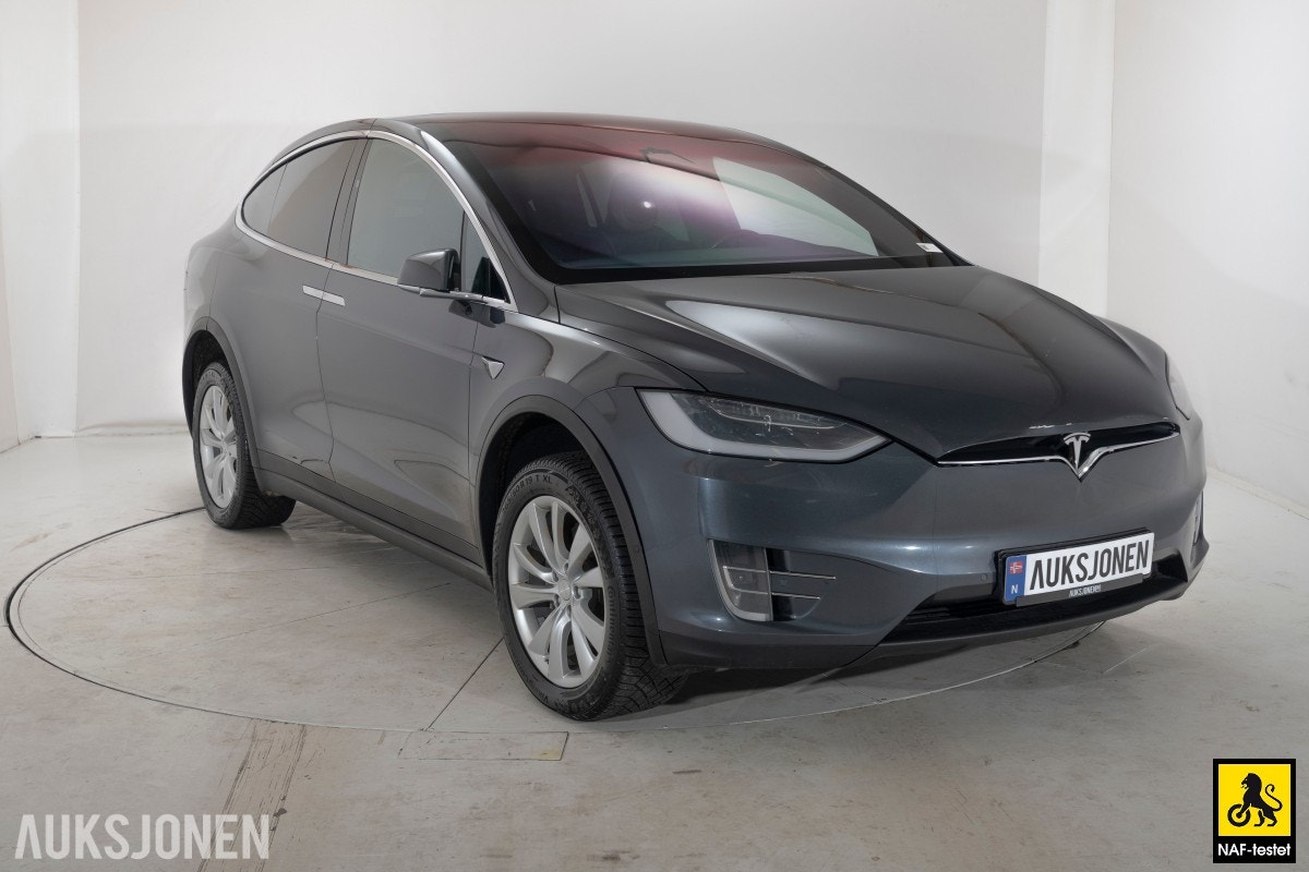 Tesla Model X 90D, 423ps, 2017