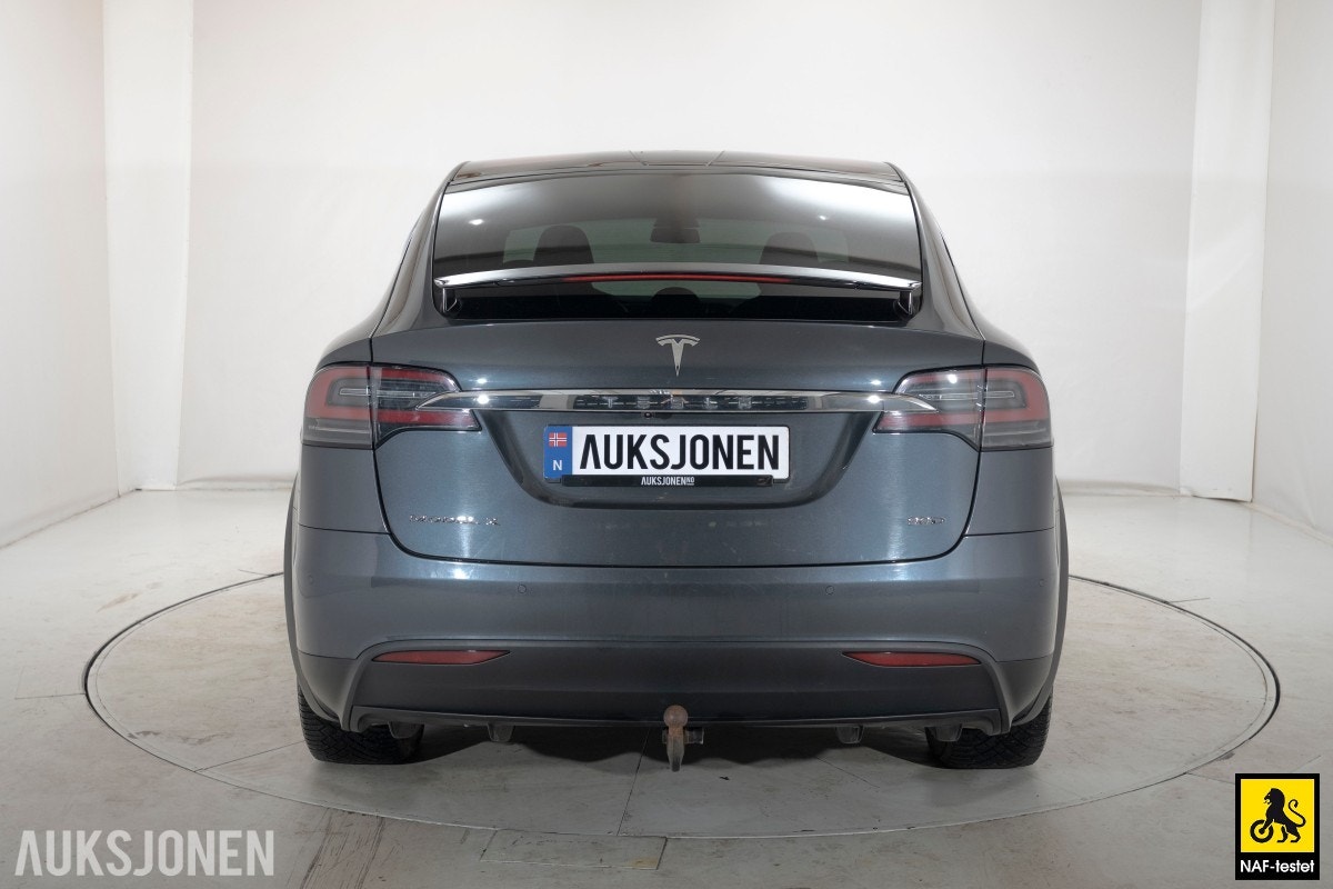 Tesla Model X 90D, 423ps, 2017