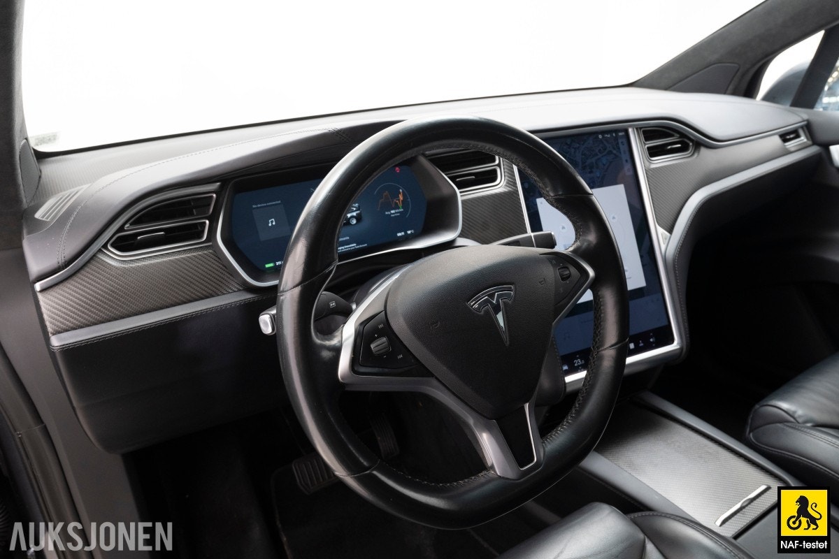 Tesla Model X 90D, 423ps, 2017