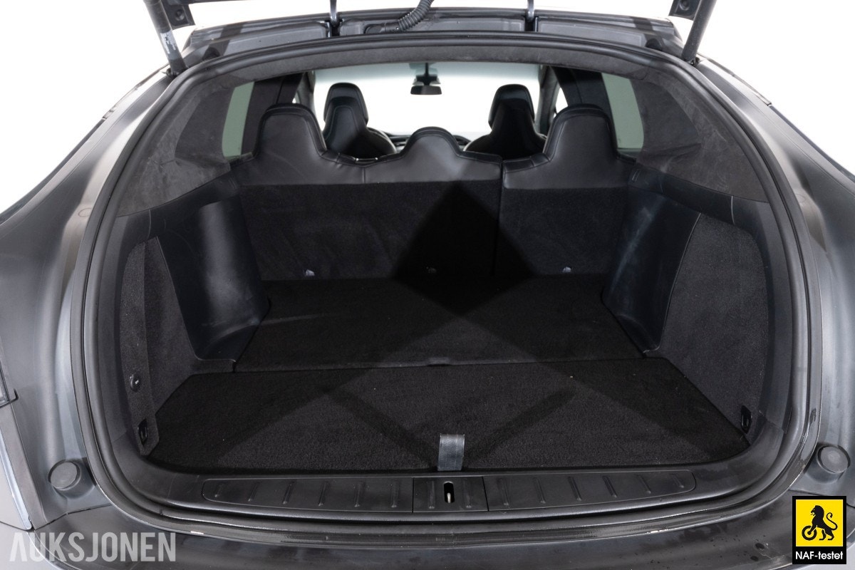 Tesla Model X 90D, 423ps, 2017