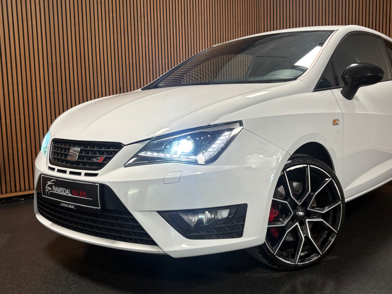 SEAT Ibiza Cupra 1.8 TSI Manual, 6-trins, 192ps, 2016