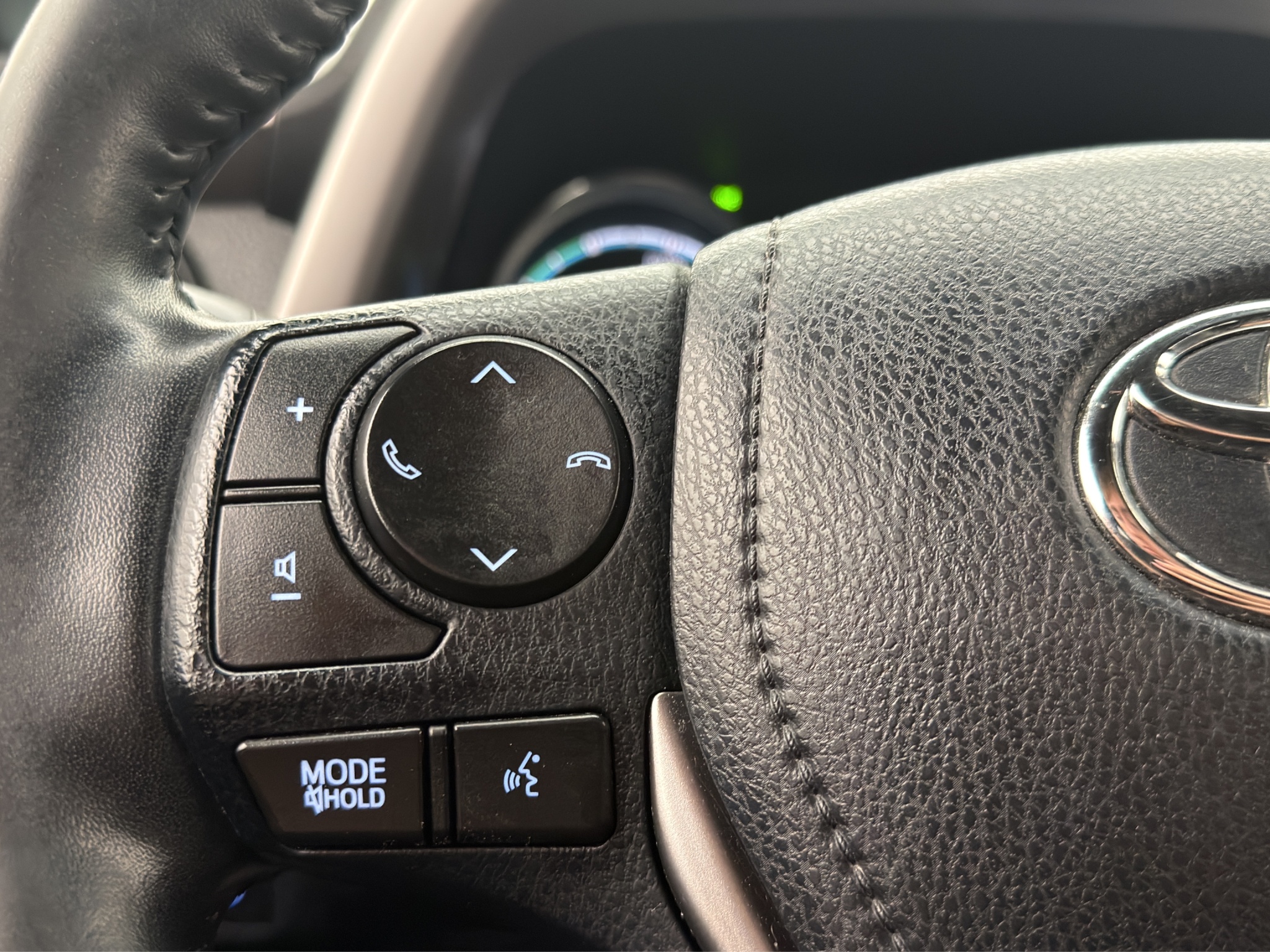 Toyota RAV4 Hybrid 2.5 Dual VVT-i AWD-i E-CVT, 197hp, 2018