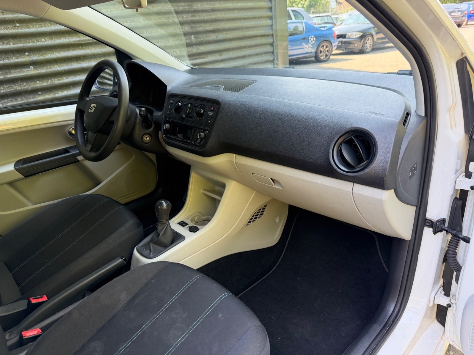 SEAT Mii 5-door 1.0 Manual, 5-trins, 60ps, 2017
