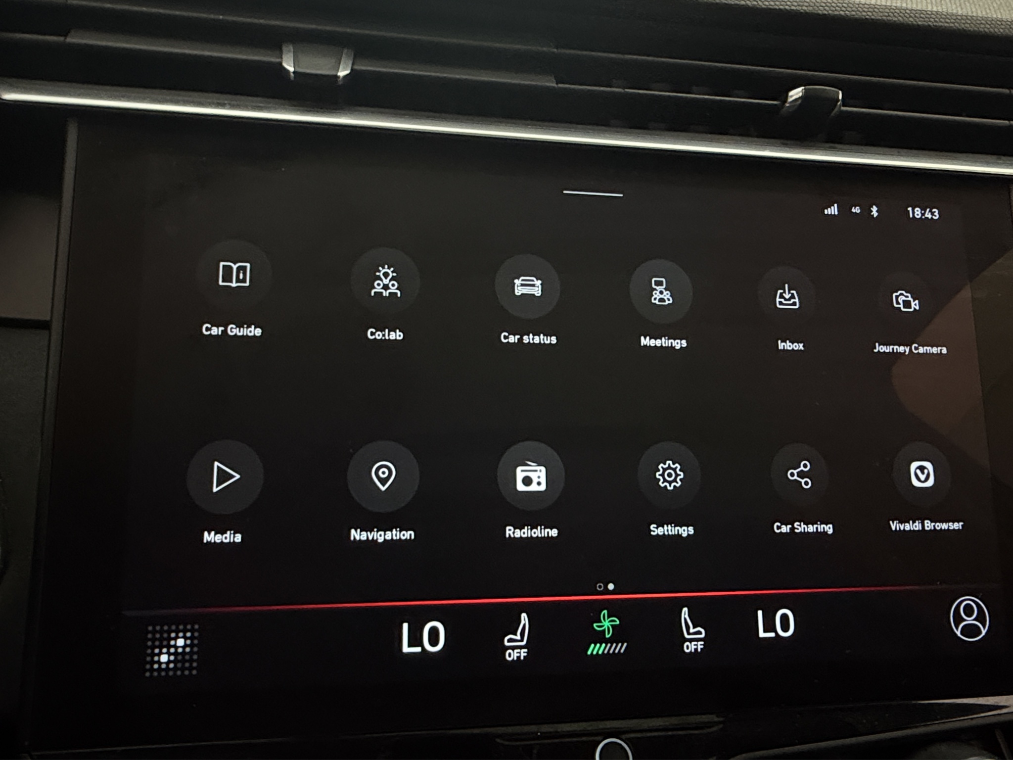 Lynk & Co 01 PHEV DCT, 261hp, 2021