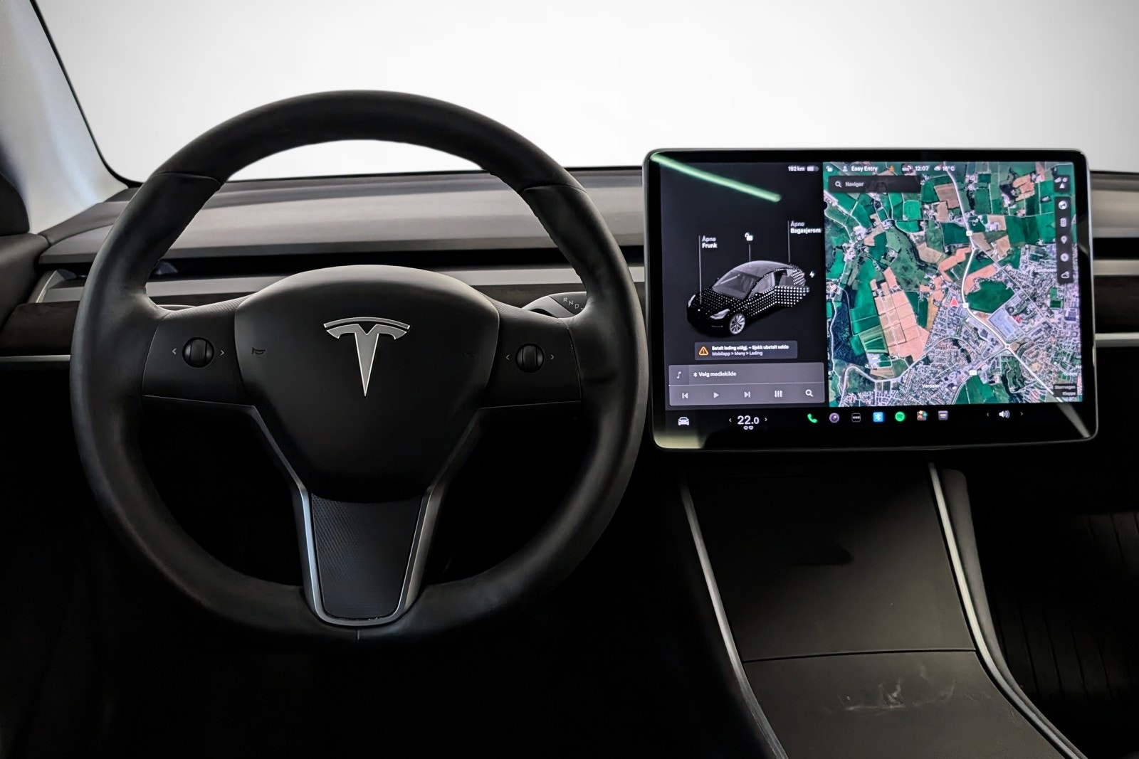 Tesla Model 3 Standard Range Plus, 325hk, 2020