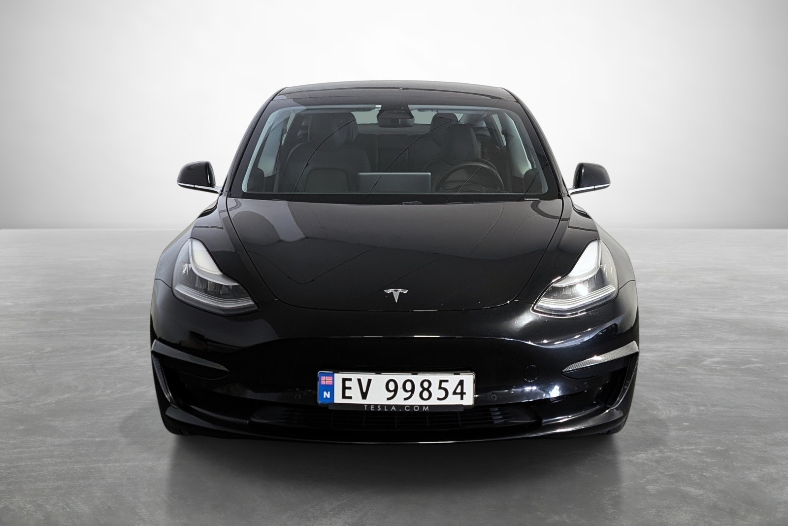 Tesla Model 3 Standard Range Plus, 325hk, 2020