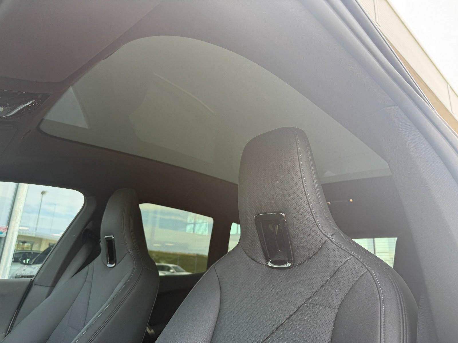 BMW iX xDrive50, 524hp, 2023
