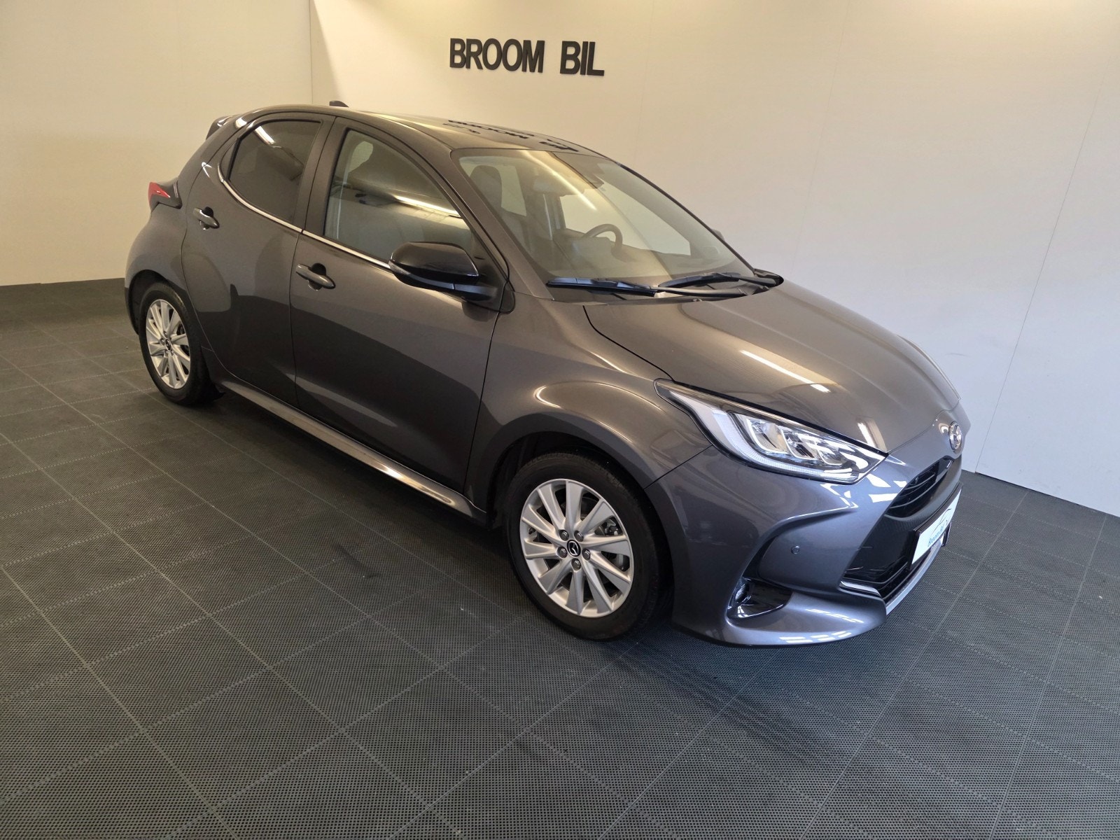 Mazda 2 Hybrid Automatic, 6-trins, 116ps, 2022