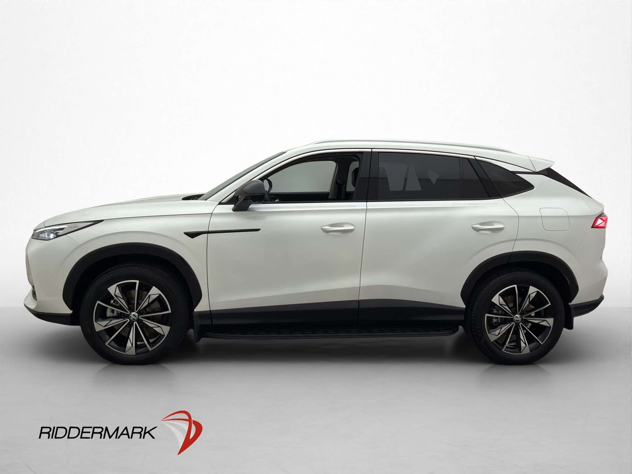 MG HS PHEV Automatic, 307hp, 2024