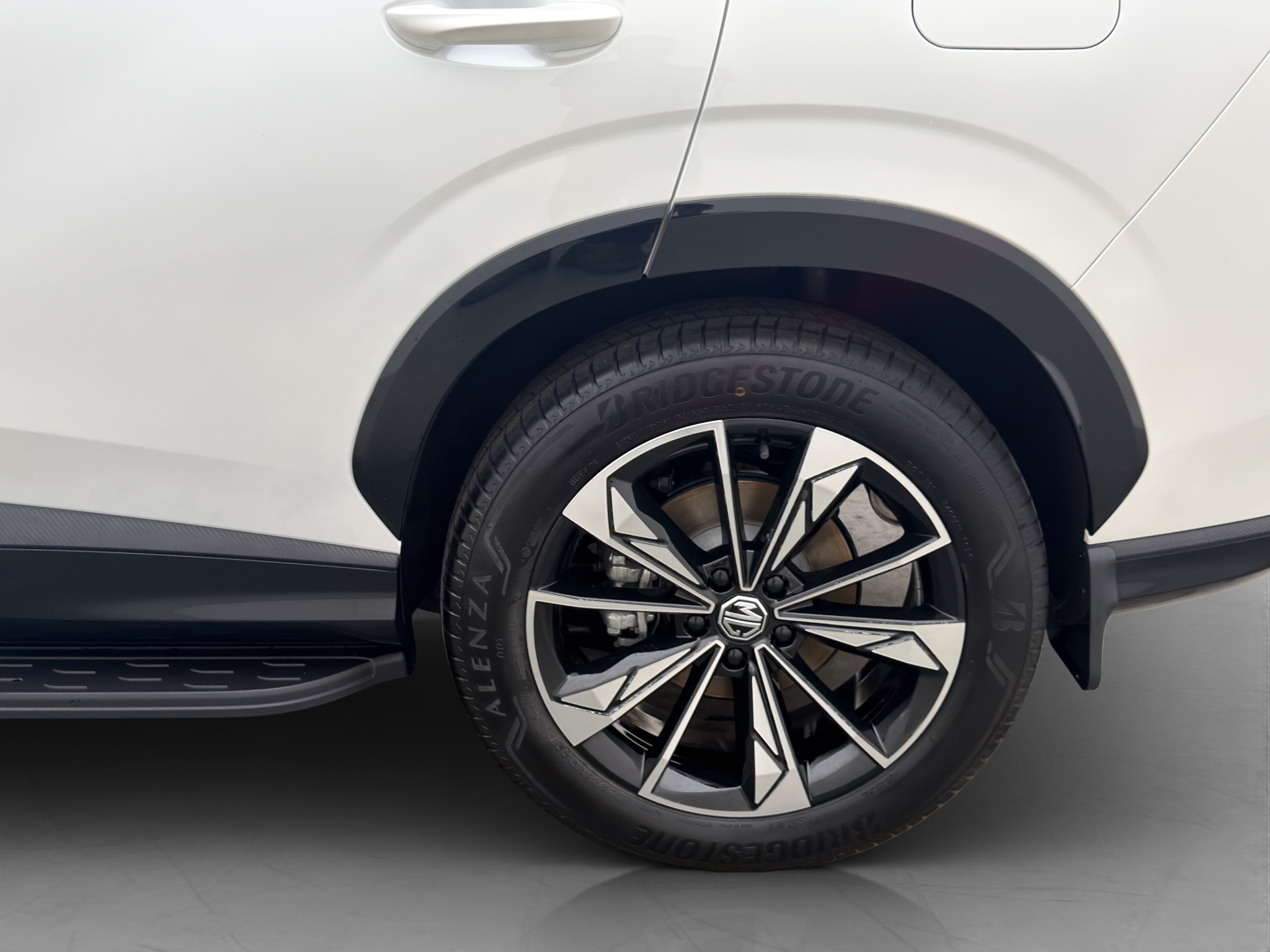 MG HS PHEV Automatic, 307hp, 2024